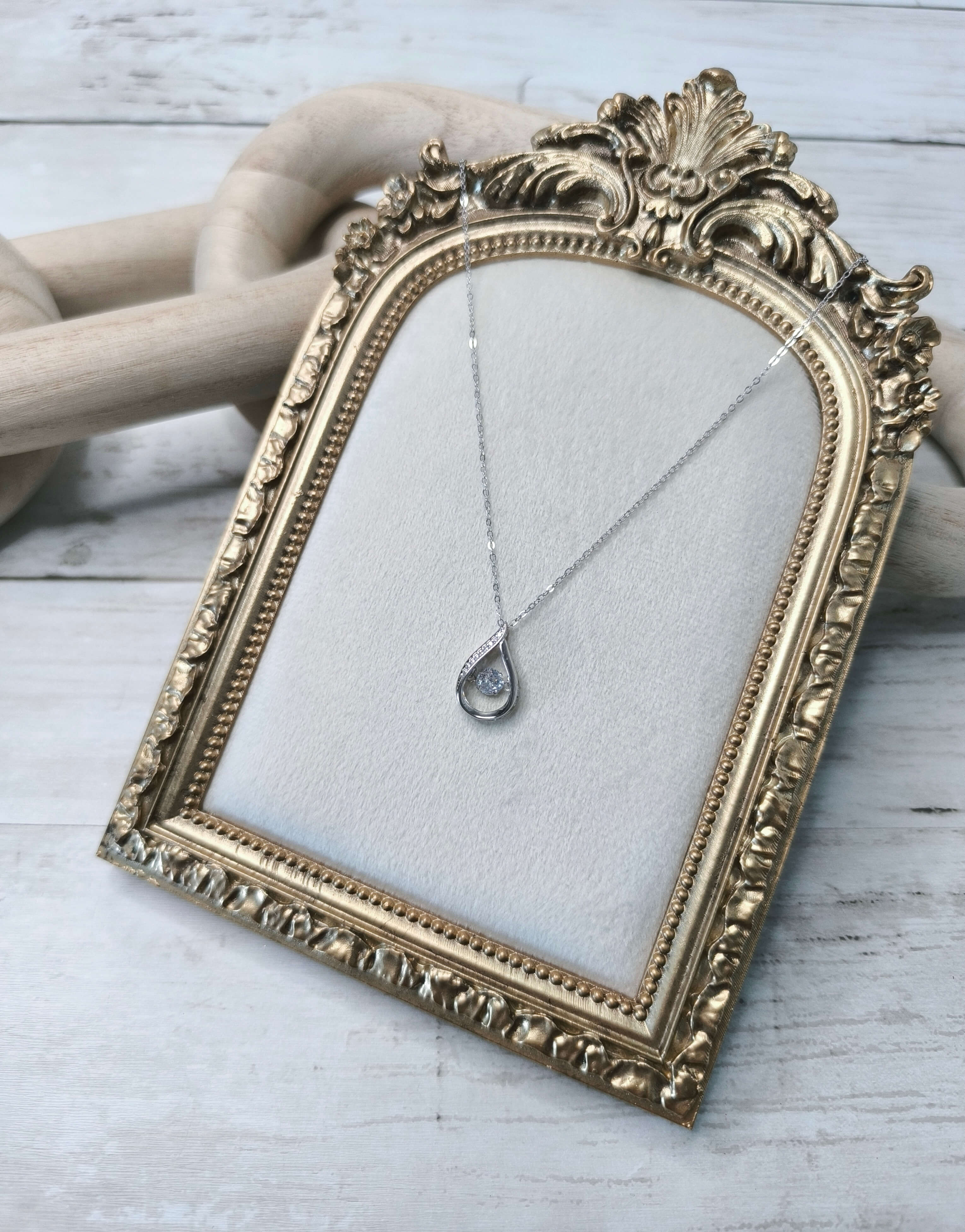 ier en Argent S925 – Goutte Scintillante & Zircon Cubique