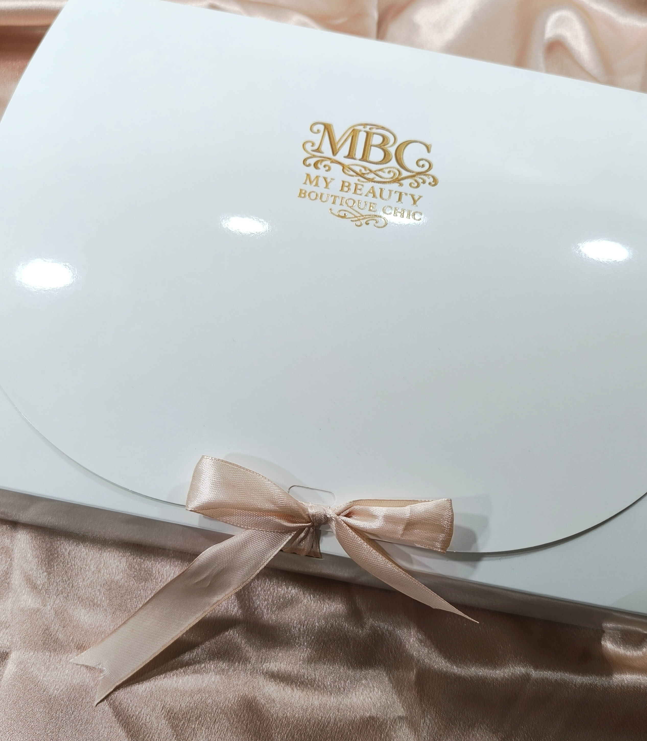 CALENDRIER DE L'AVENT - MAQUILLAGES - EDITION LIMITEE - 24 SURPRISES + CADEAU EXCLUSIF