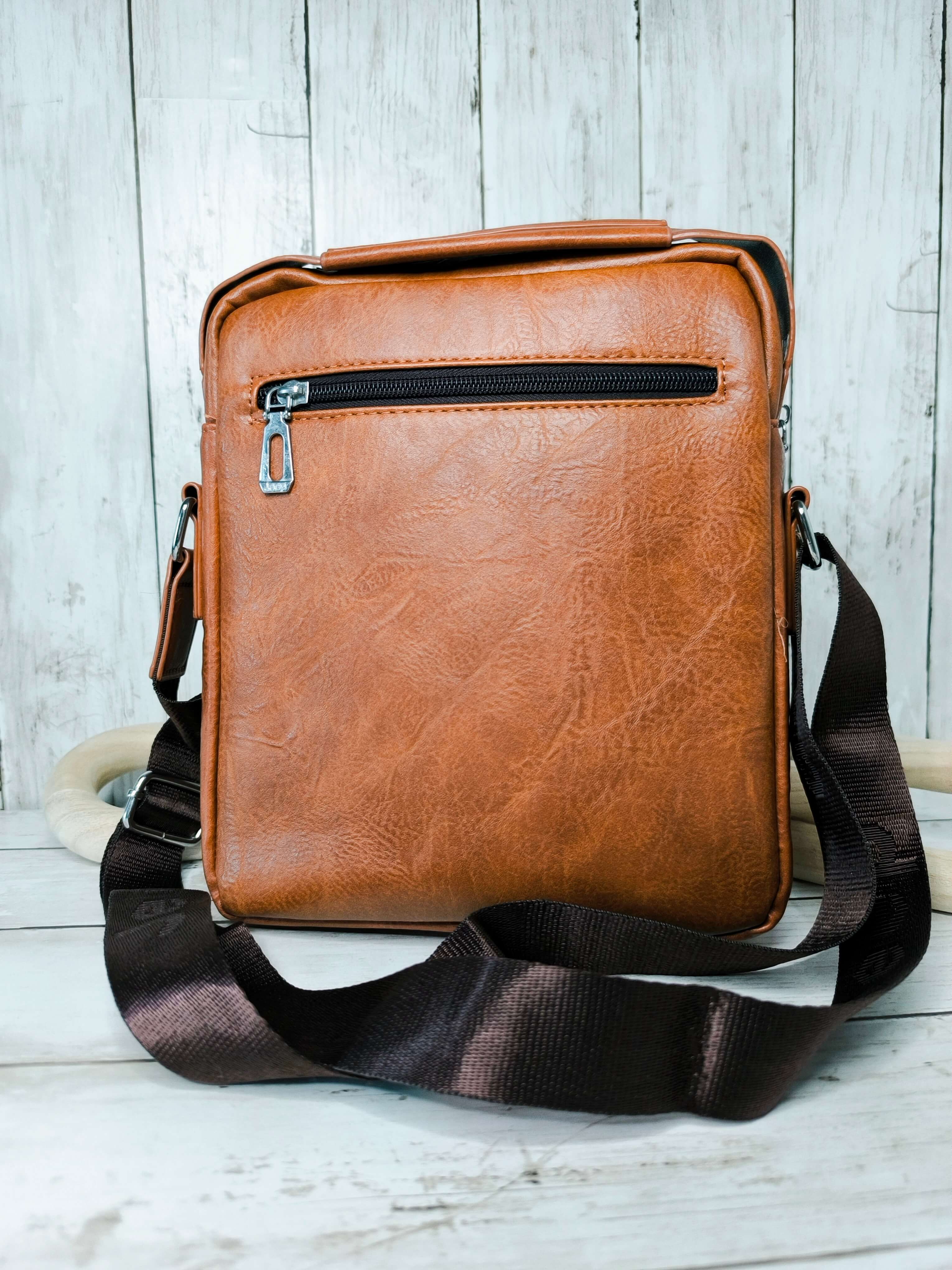 SAC A BANDOULIERE HOMME - CARAMEL - STYLE RETRO - ELEGANT & FONTIONNEL