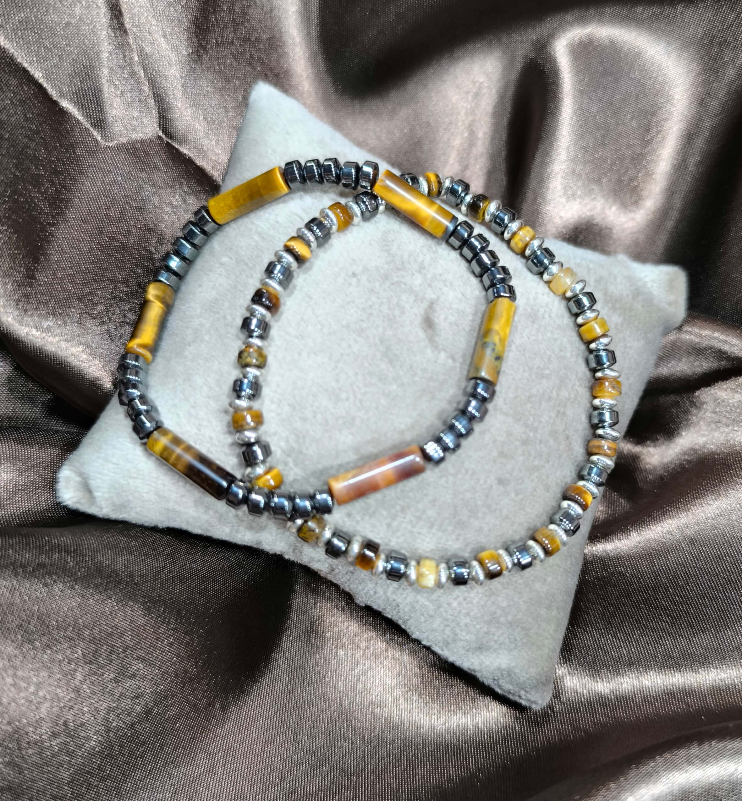 COFFRET CADEAU HOMME - PORTE CARTES CARBONNE & BRACELETS EN PIERRES NATURELLES 