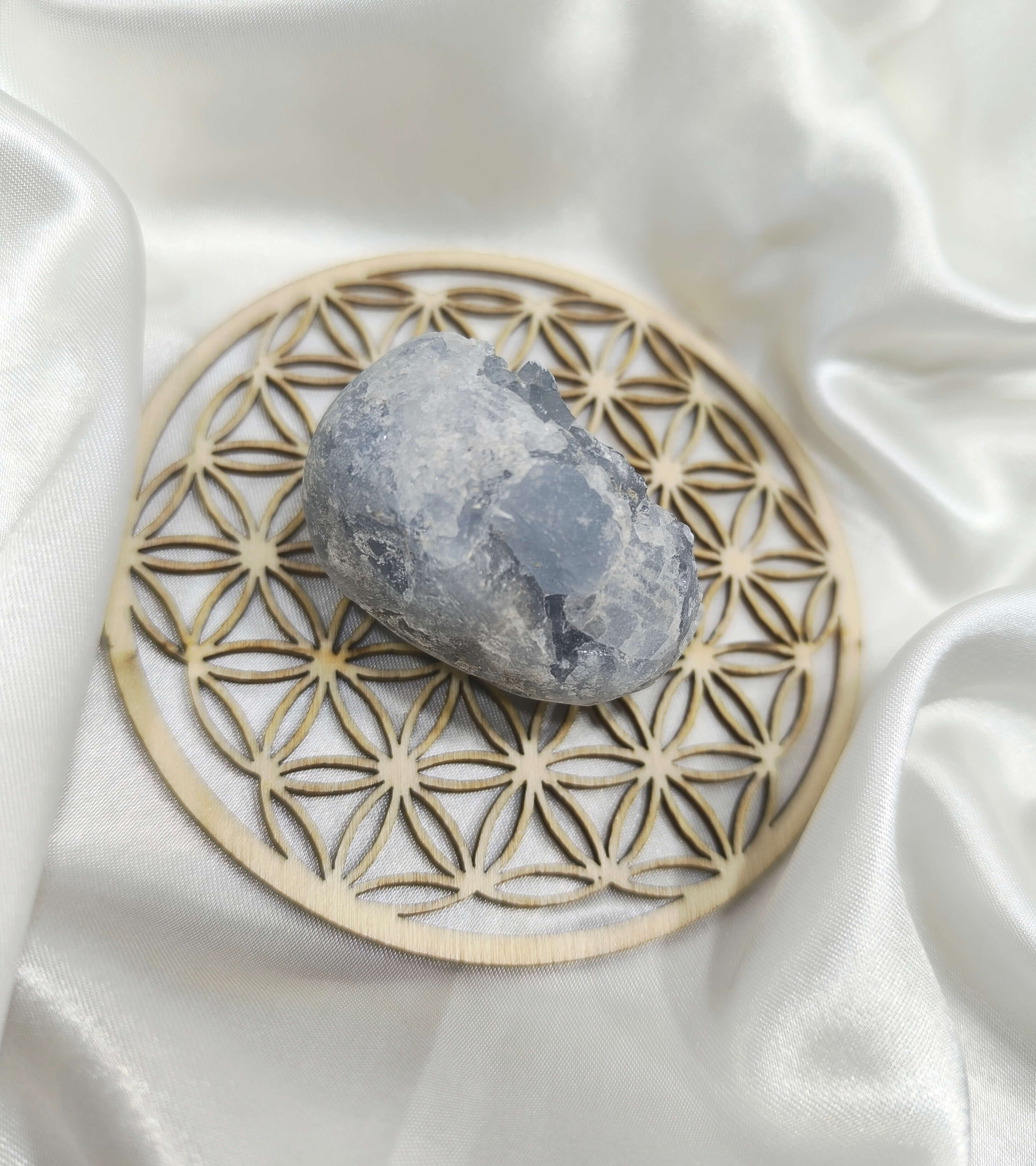 PIERRE NATURELLE - LAPIS LAZULI - HARMONIE, SAGESSE & COMMUNICATION AUTHENTIQUE