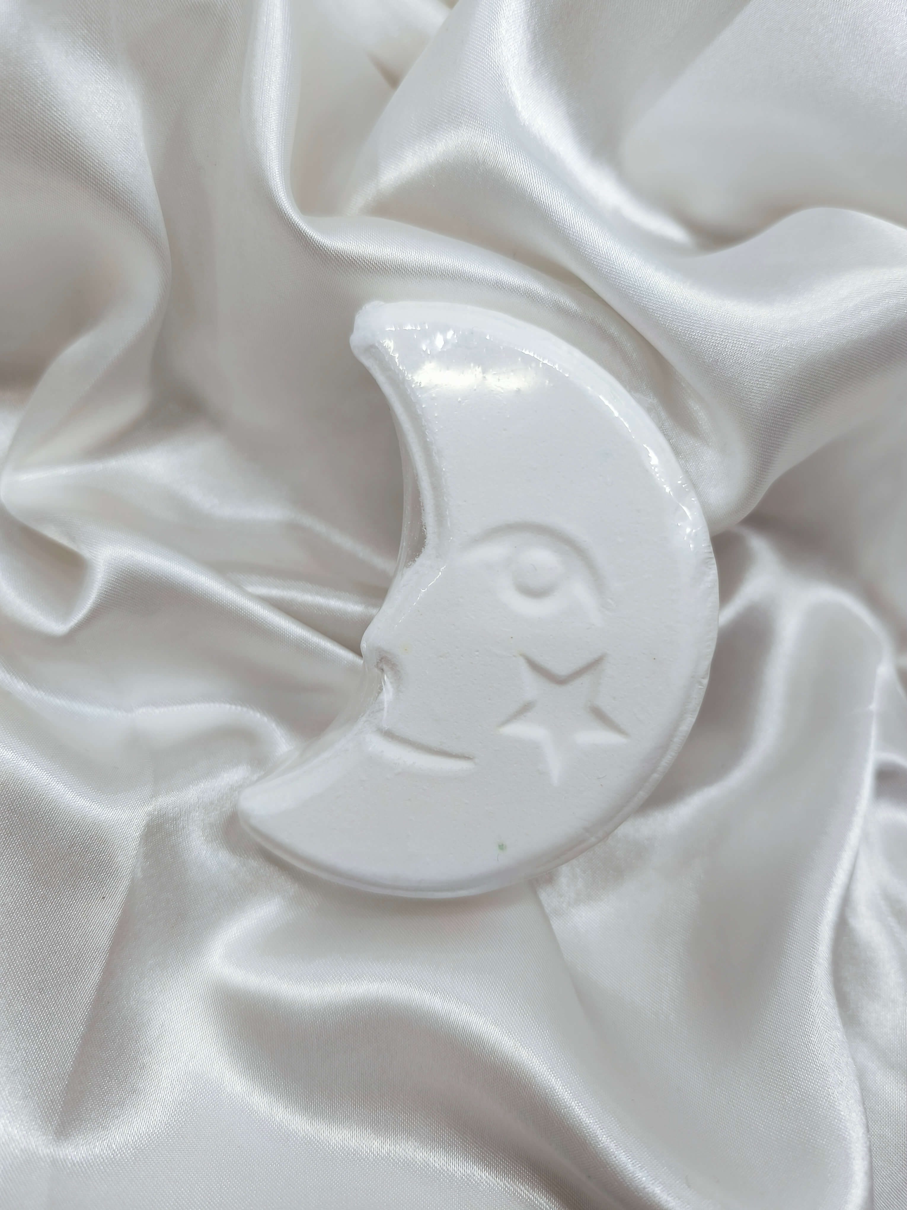 BOMBE DE BAIN - LUNE - EFFERVESCENTE & RELAXANTE - 100G