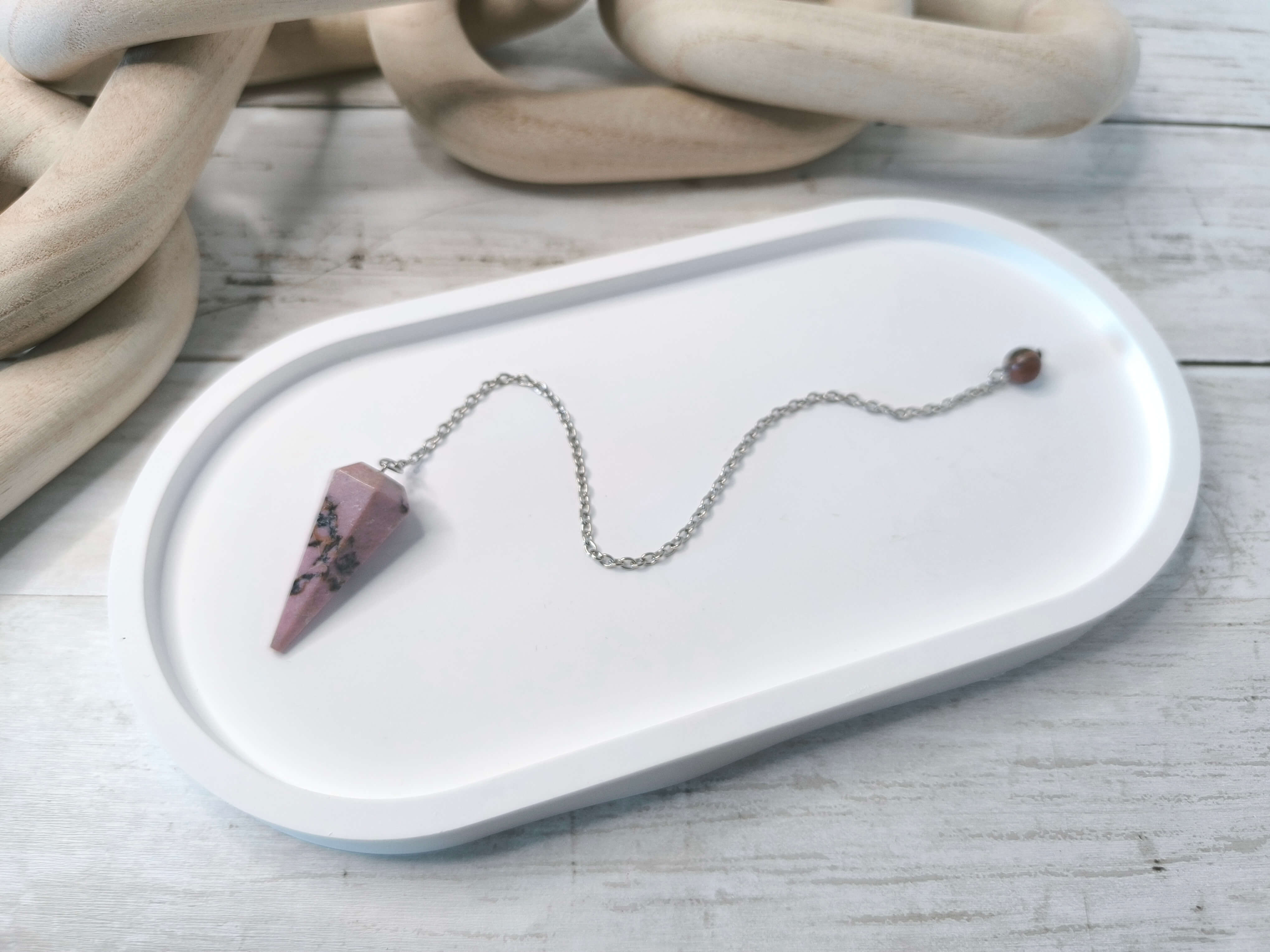 PENDULE DIVINATOIRE - RHODONITE - PIERRE NATURELLE ROSE D'AMOUR & EQUILIBRE