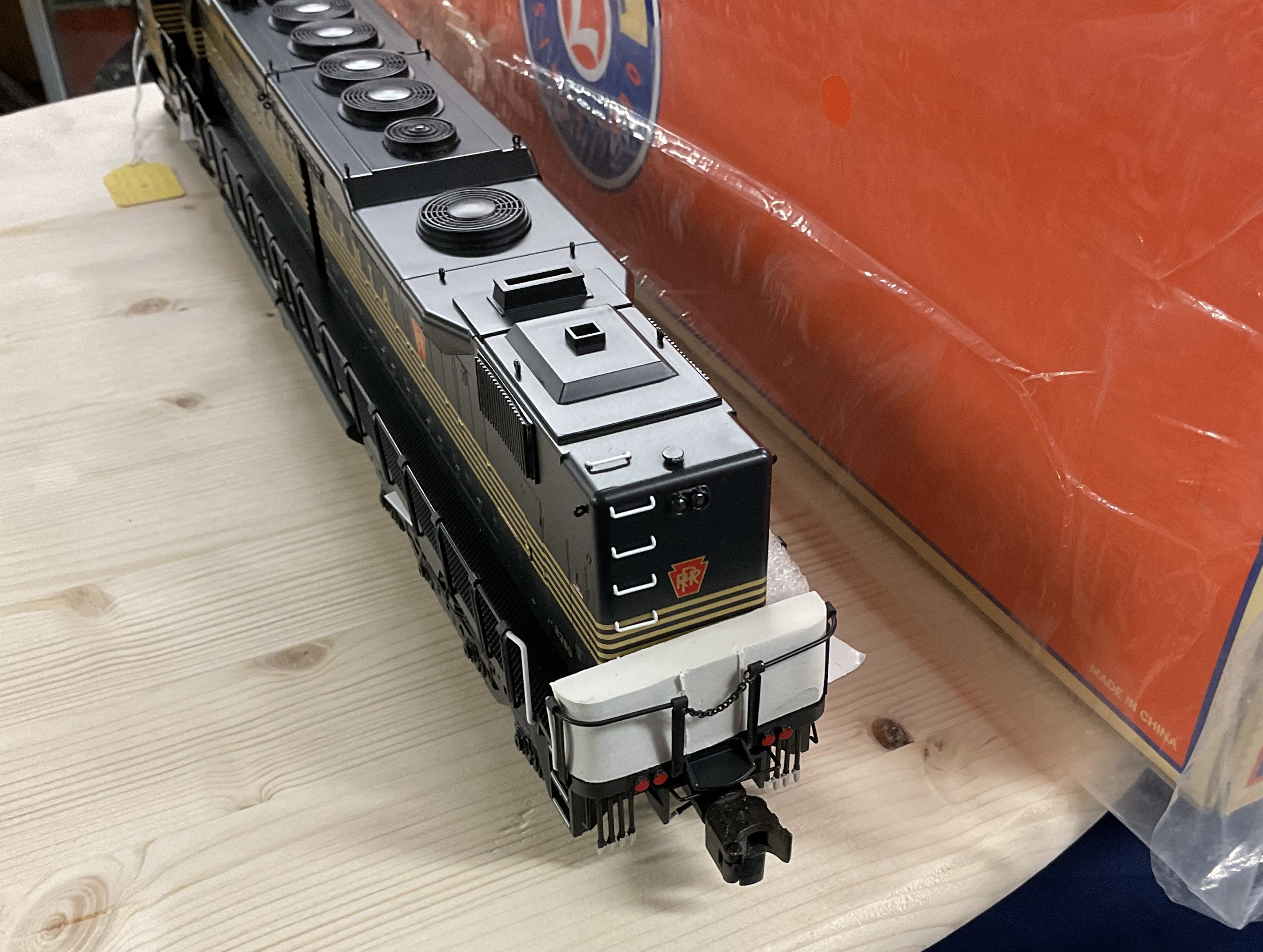 Lionel 6-38498 O-Scale Pennsylvania Legacy DD35A #2380 Locomotive 