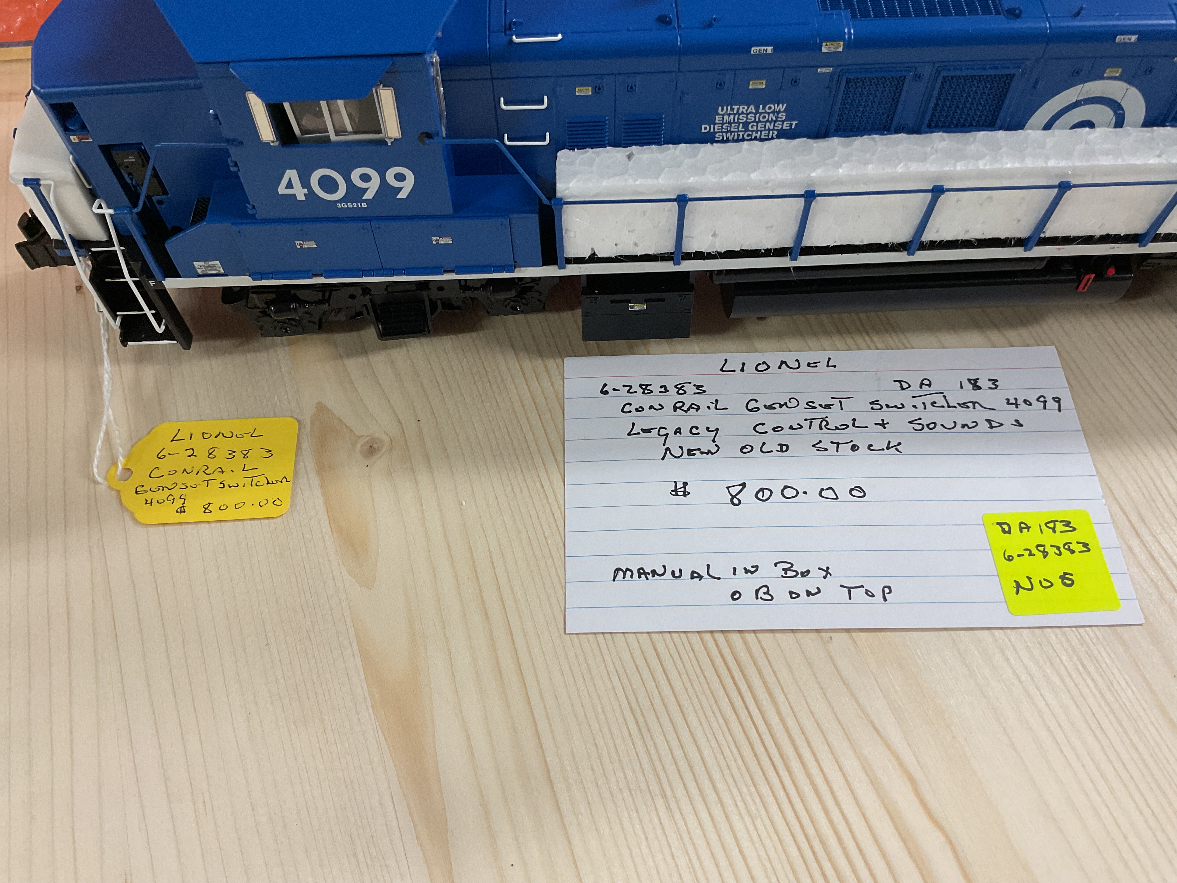 Lionel 6-28383 O-Scale Conrail Legacy Genset Switcher Locomotive #4099