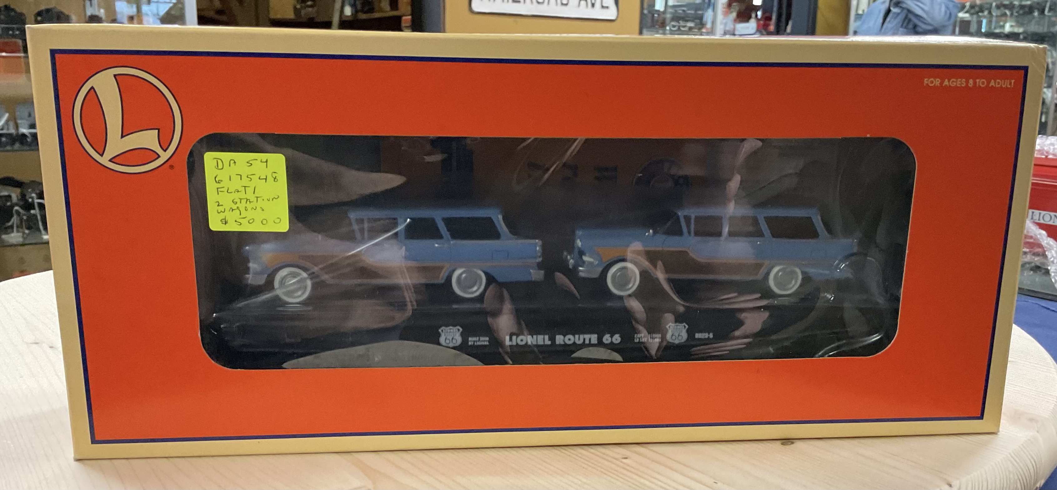 NOS (New Old Stock) Lionel 6-17548 O-Scale Route 66 Flat Car With 2 Touring Station Wagons 