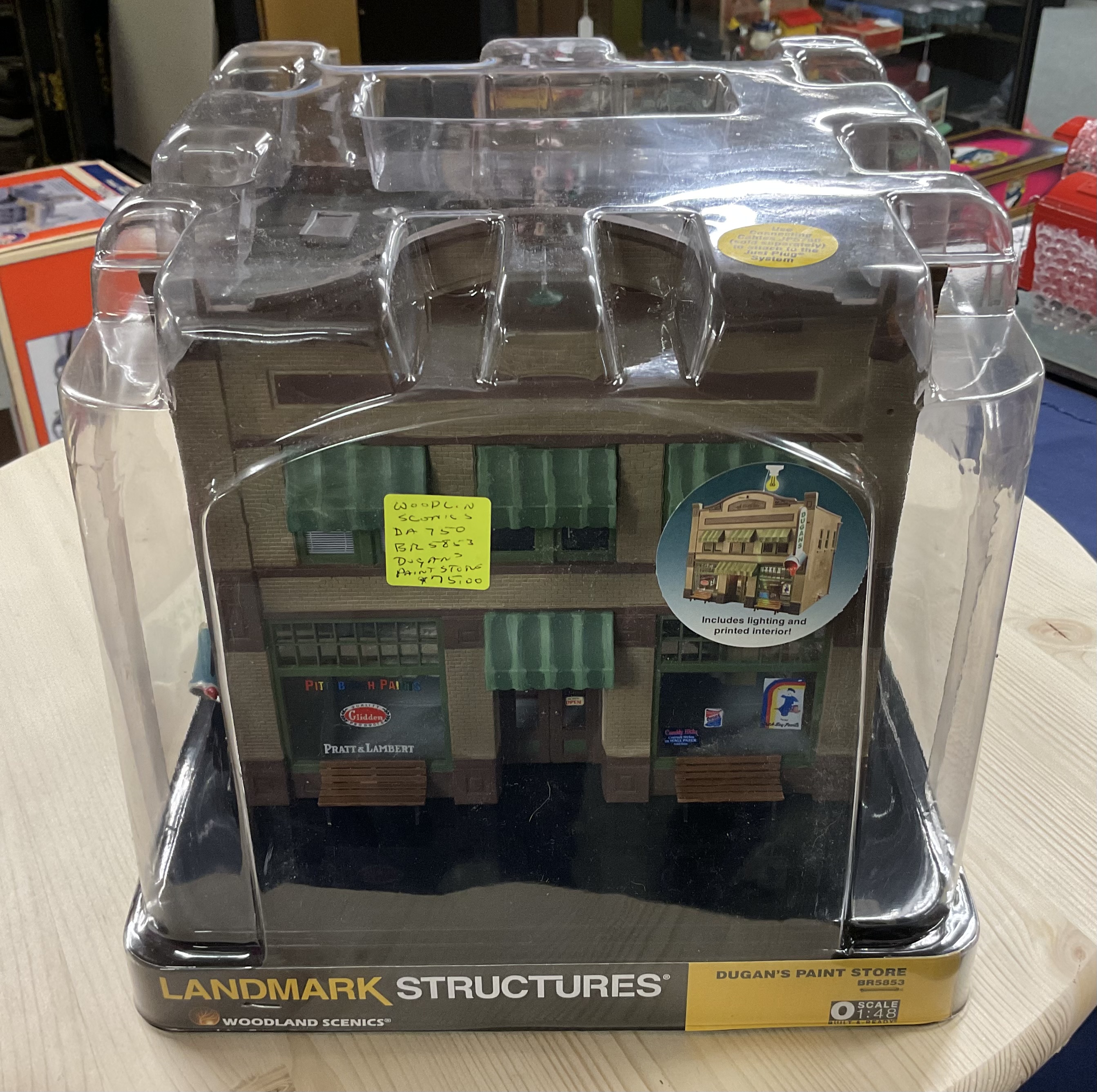 NOS (New Old Stock) WOODLAND SCENICS BR5853 O-Scale Dugan’s Paint Store in Original Box and Shipping Box