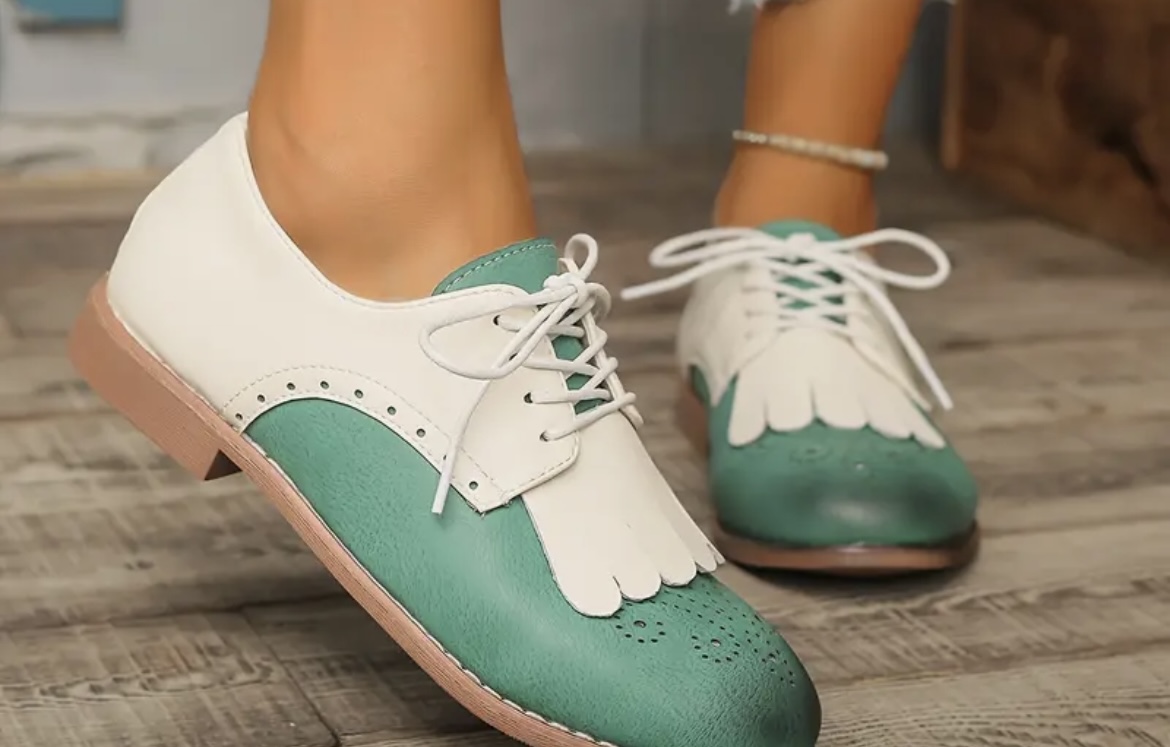 Two-Tone Oxford Shoes