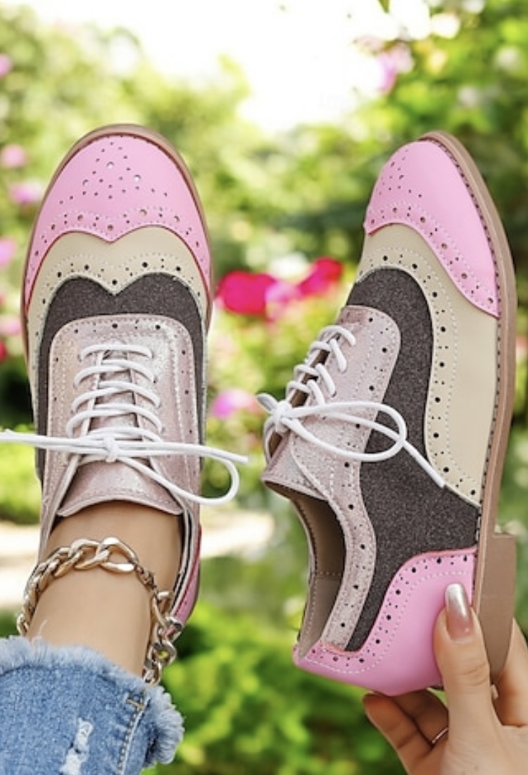 Vintage-Style Pink and Brown Oxford Shoes