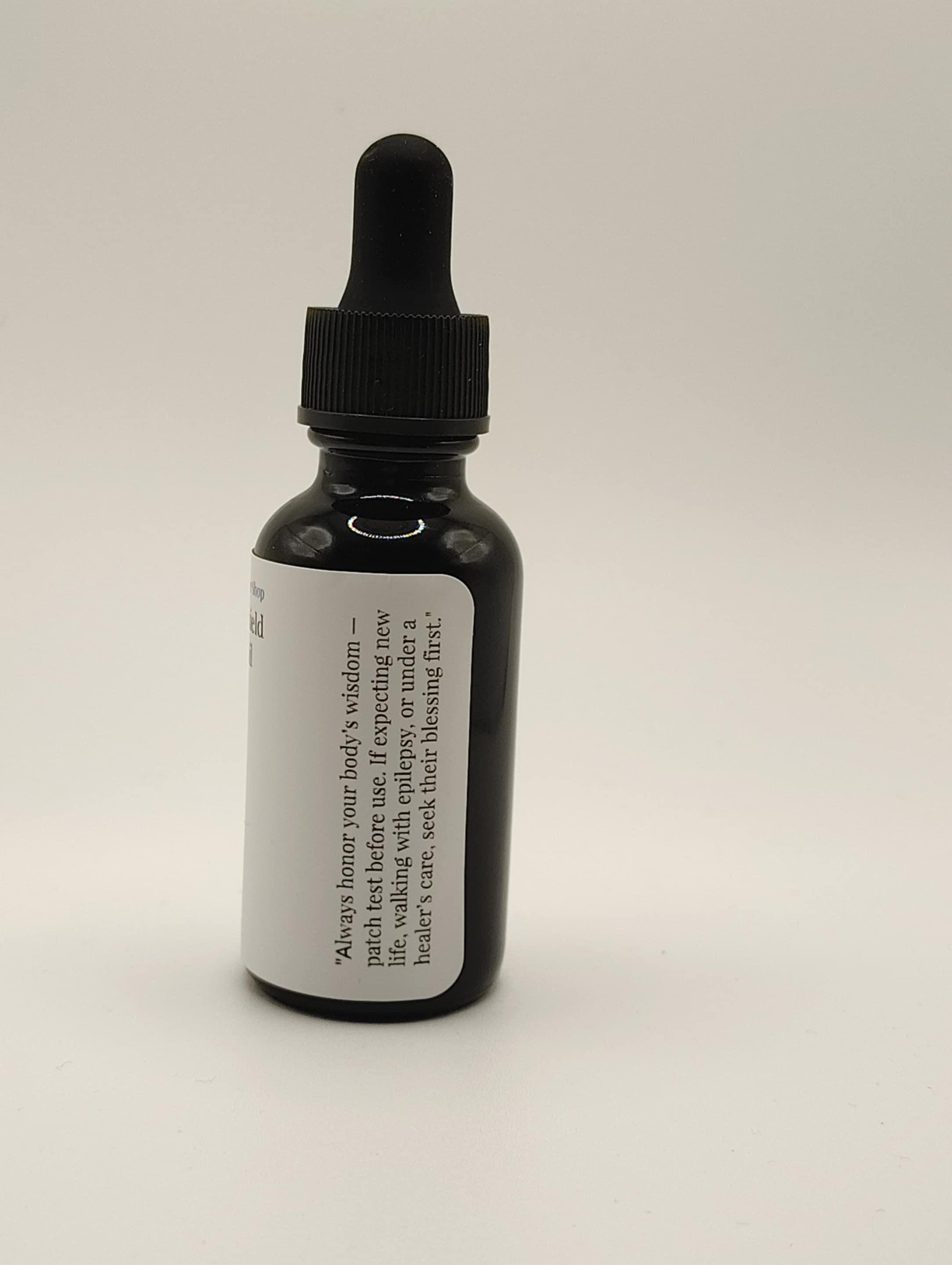 Hecate Altar Oil • Ritual Anointing Oil • Crossroads Oil