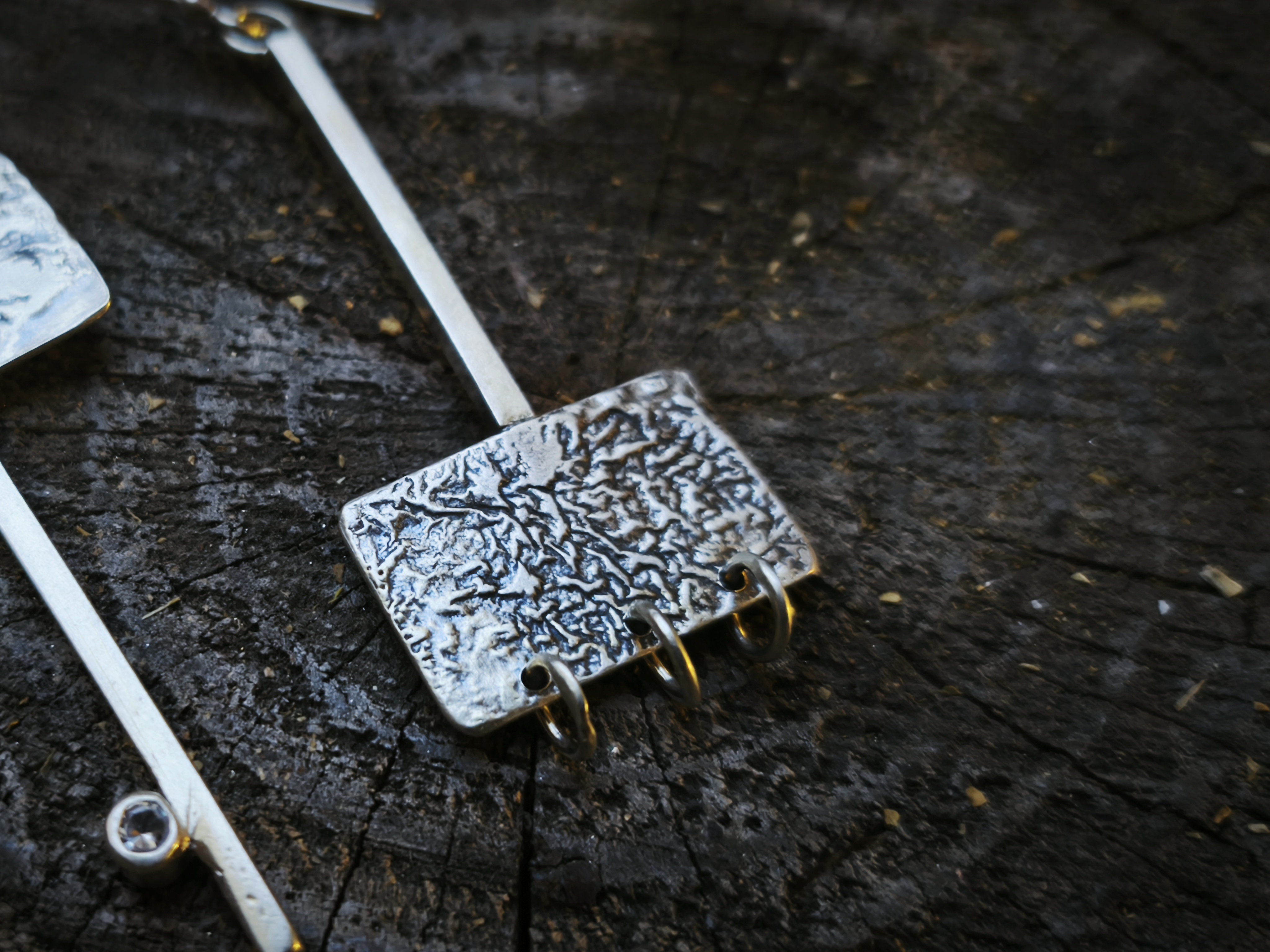 Pendientes en plata asimétricos