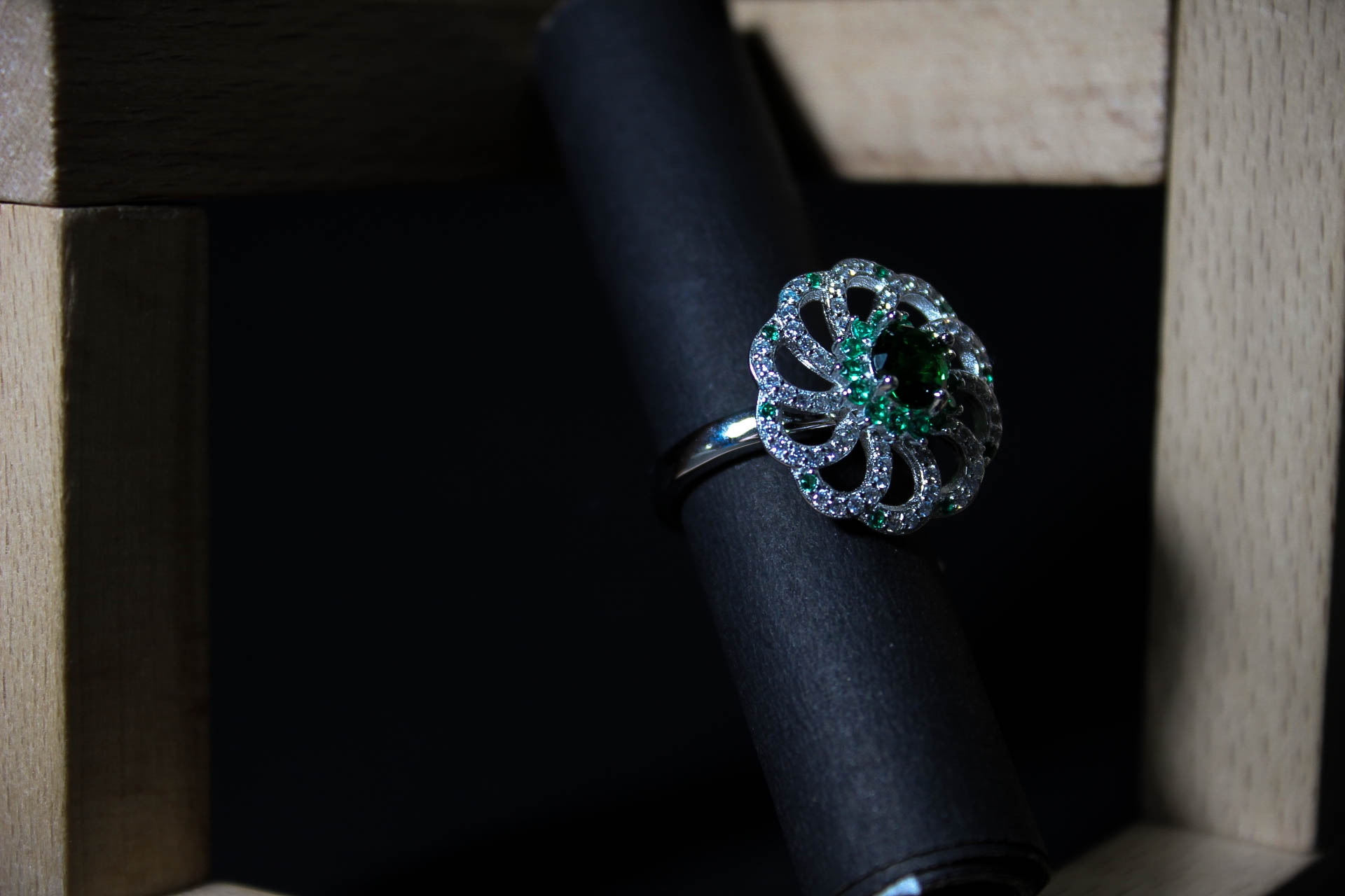 Rotating Emerald and Diamond Ring