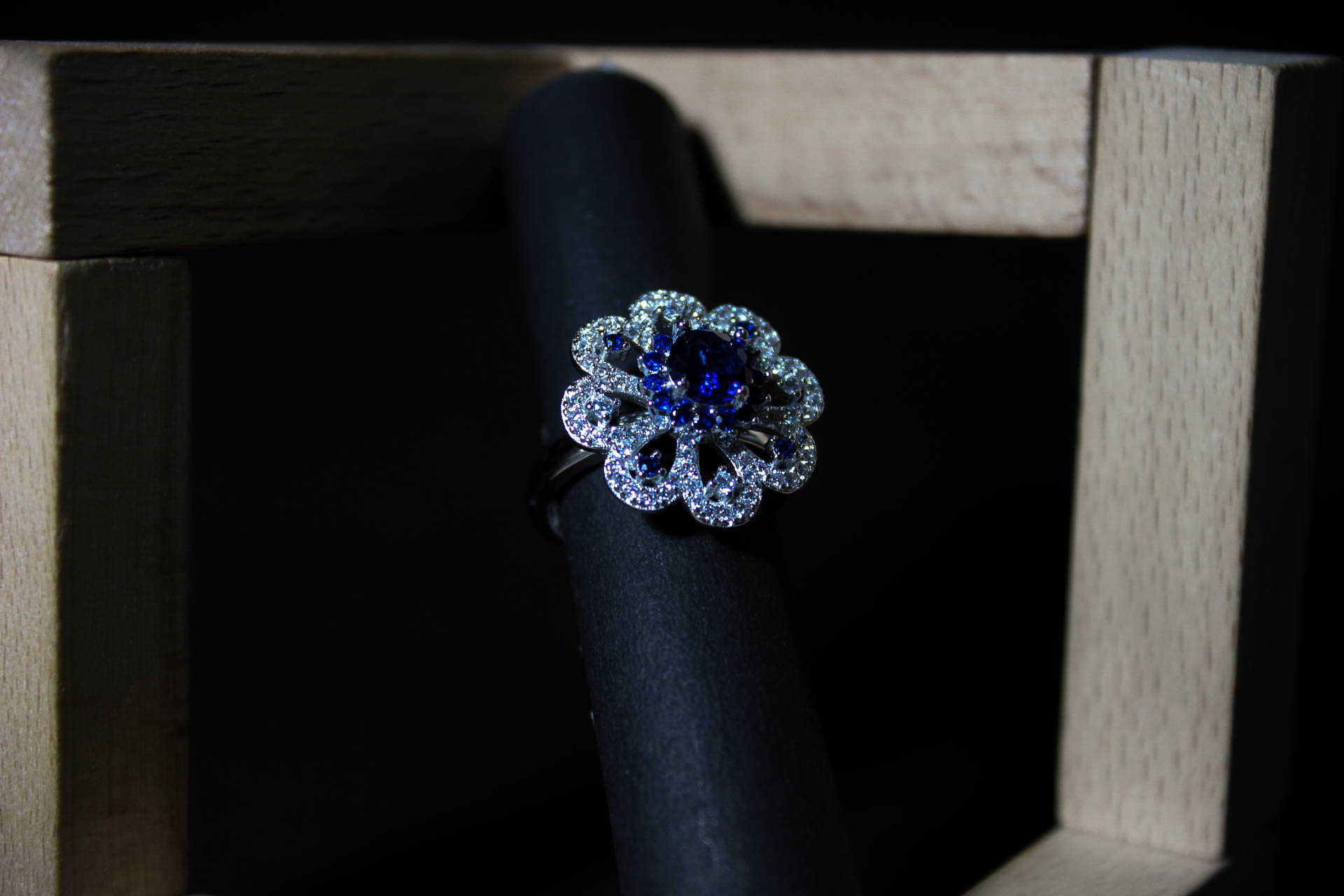 Rotating Sapphire and Diamond Flower Ring