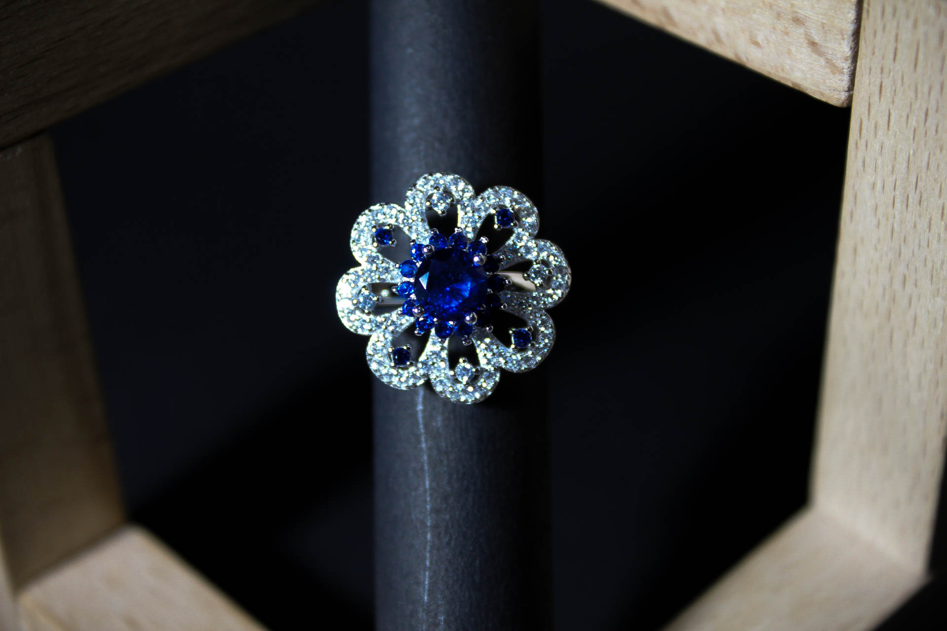 Rotating Sapphire and Diamond Flower Ring