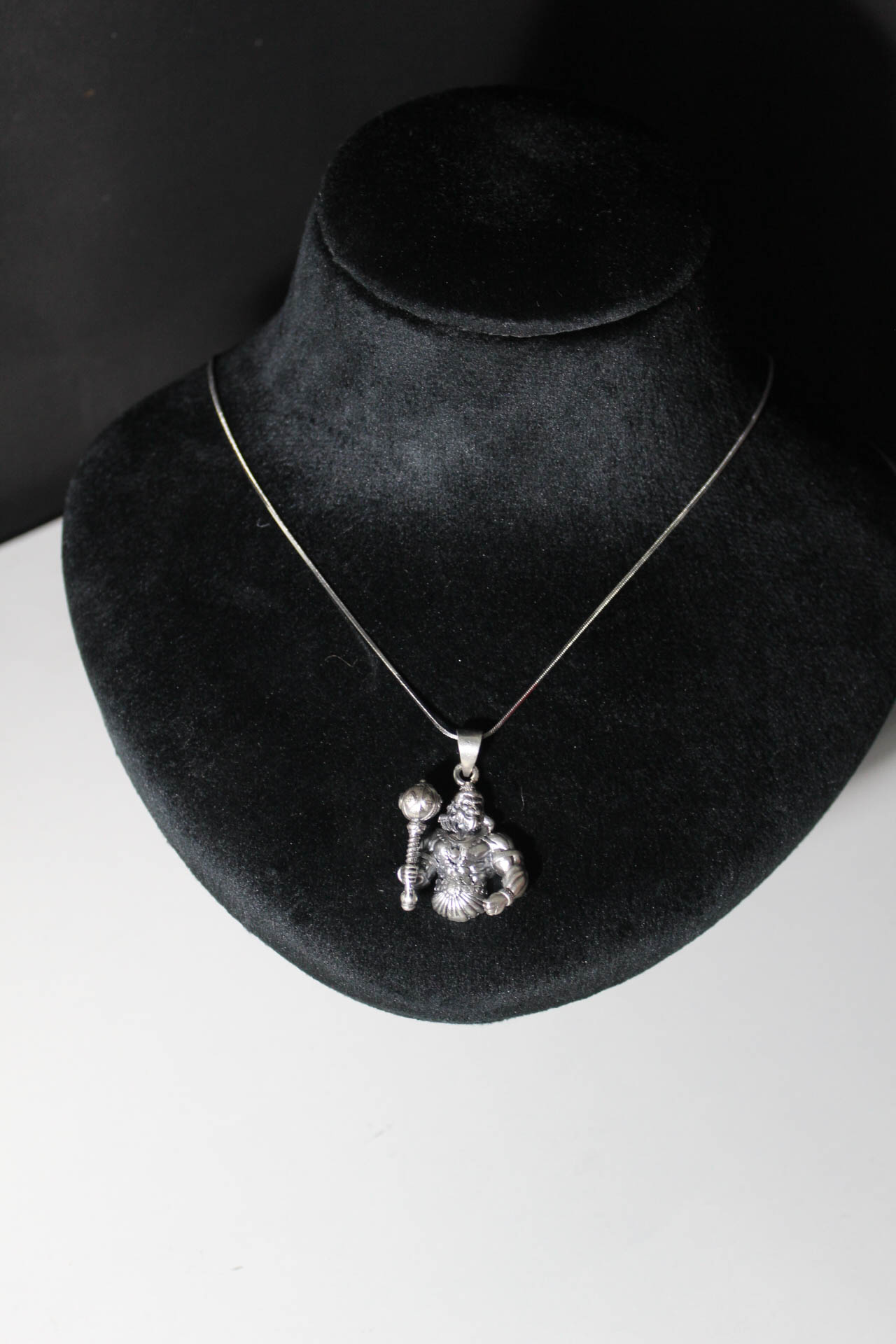 Veer Gada Hanuman 92.5 necklace pendant