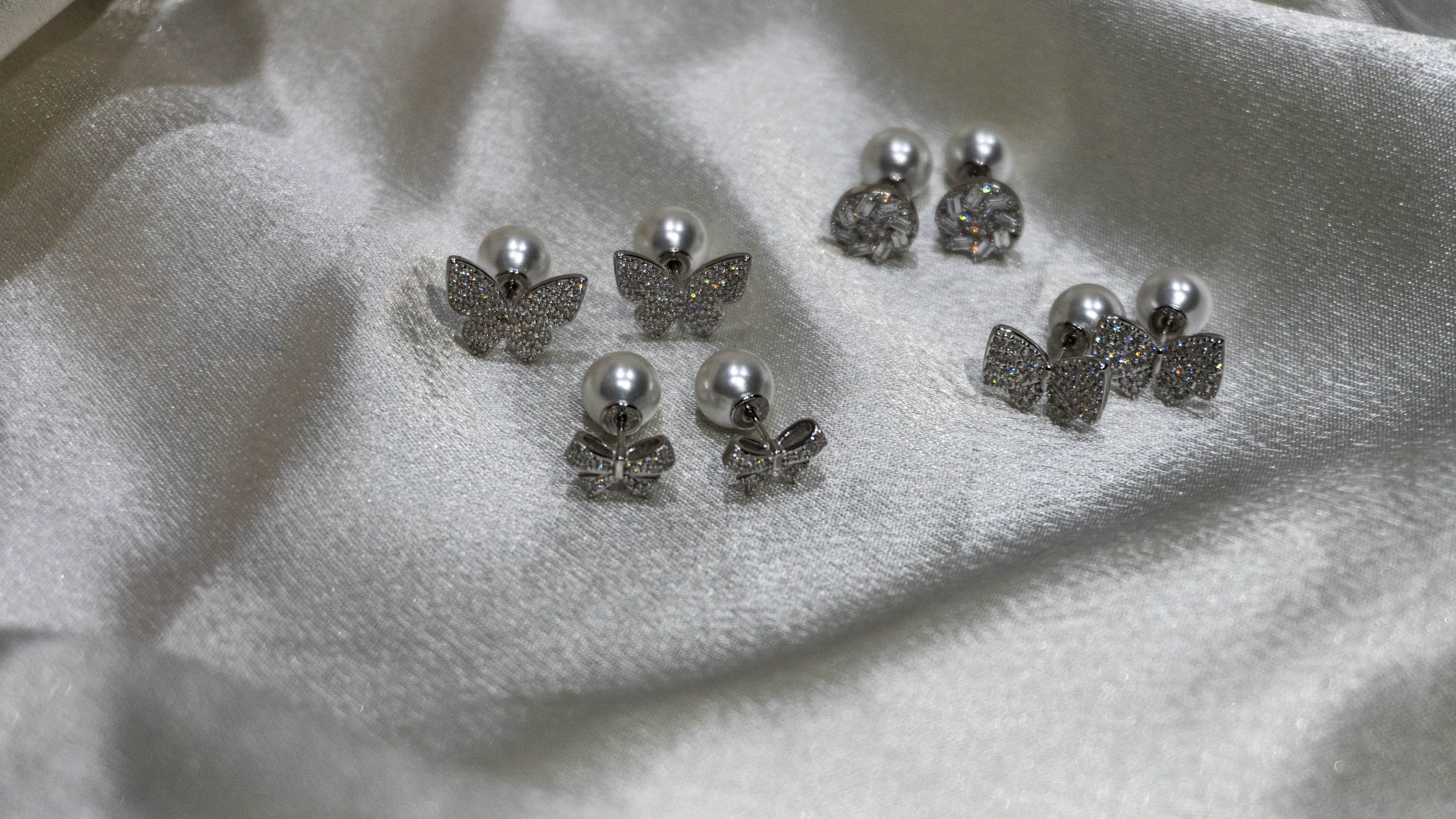 2 in 1 Diamond and pearl Stud Earrings