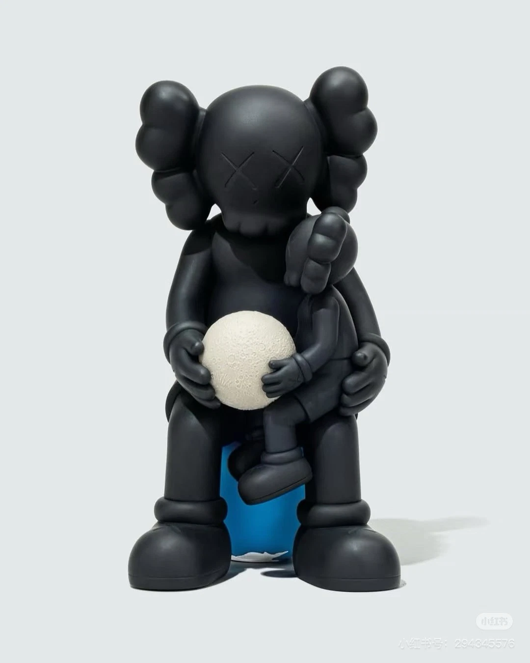 KAWS HOLIDAY THAILAND BLACK