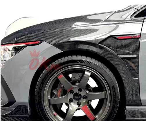Vented Style Carbon Fiber Front Fenders 