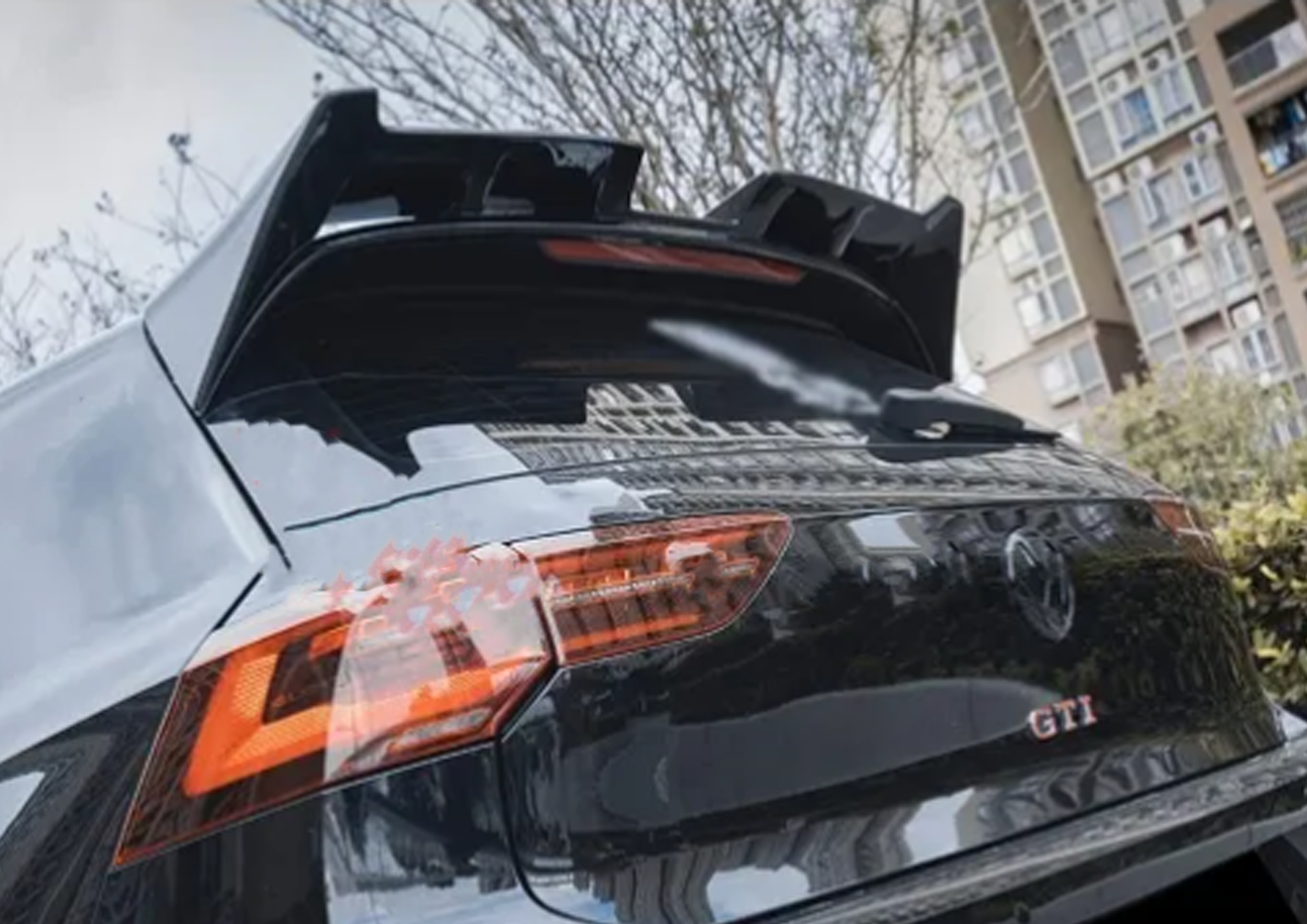 Spoiler posteriore VW Golf MK8 GTI 2021-2025