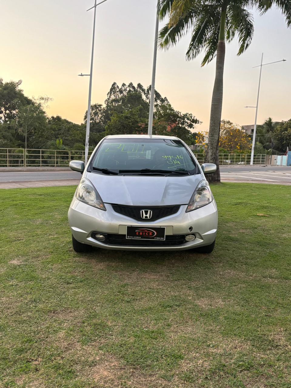 HONDA FIT LX 1.4 AUTPMÁTICO 2011 - PRATA