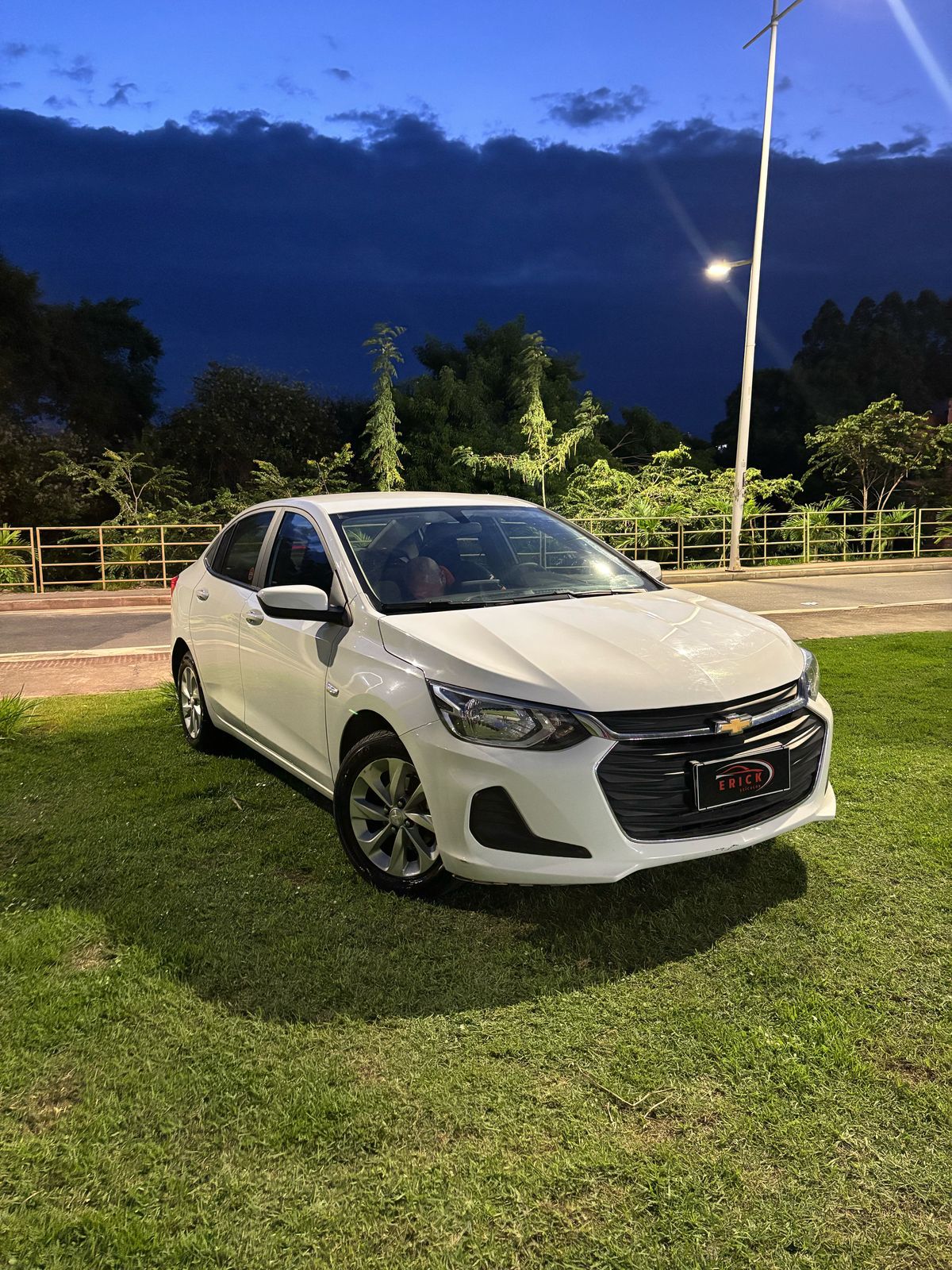 CHEVROLET ONIX PLUS LT 1.0 TURBO MT