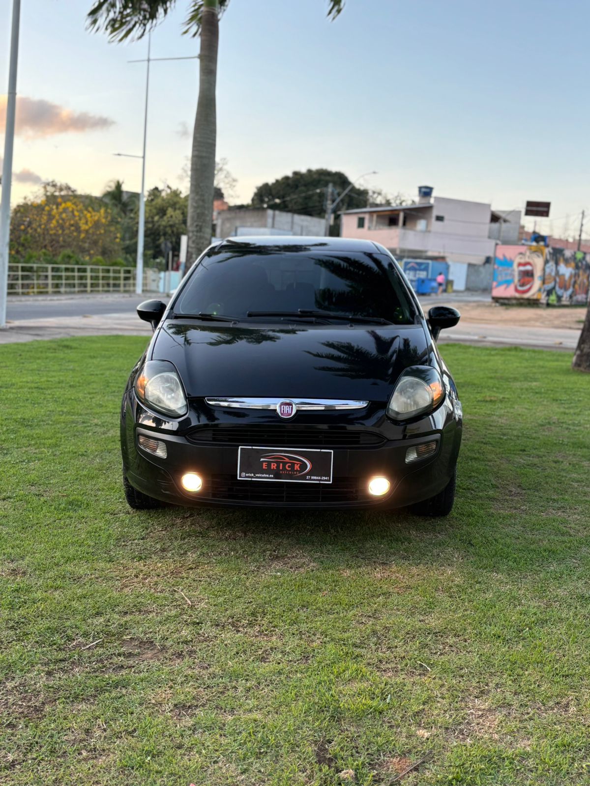 FIAT PUNTO ATTRACTIVE 1.4 2014-15 - PRETO