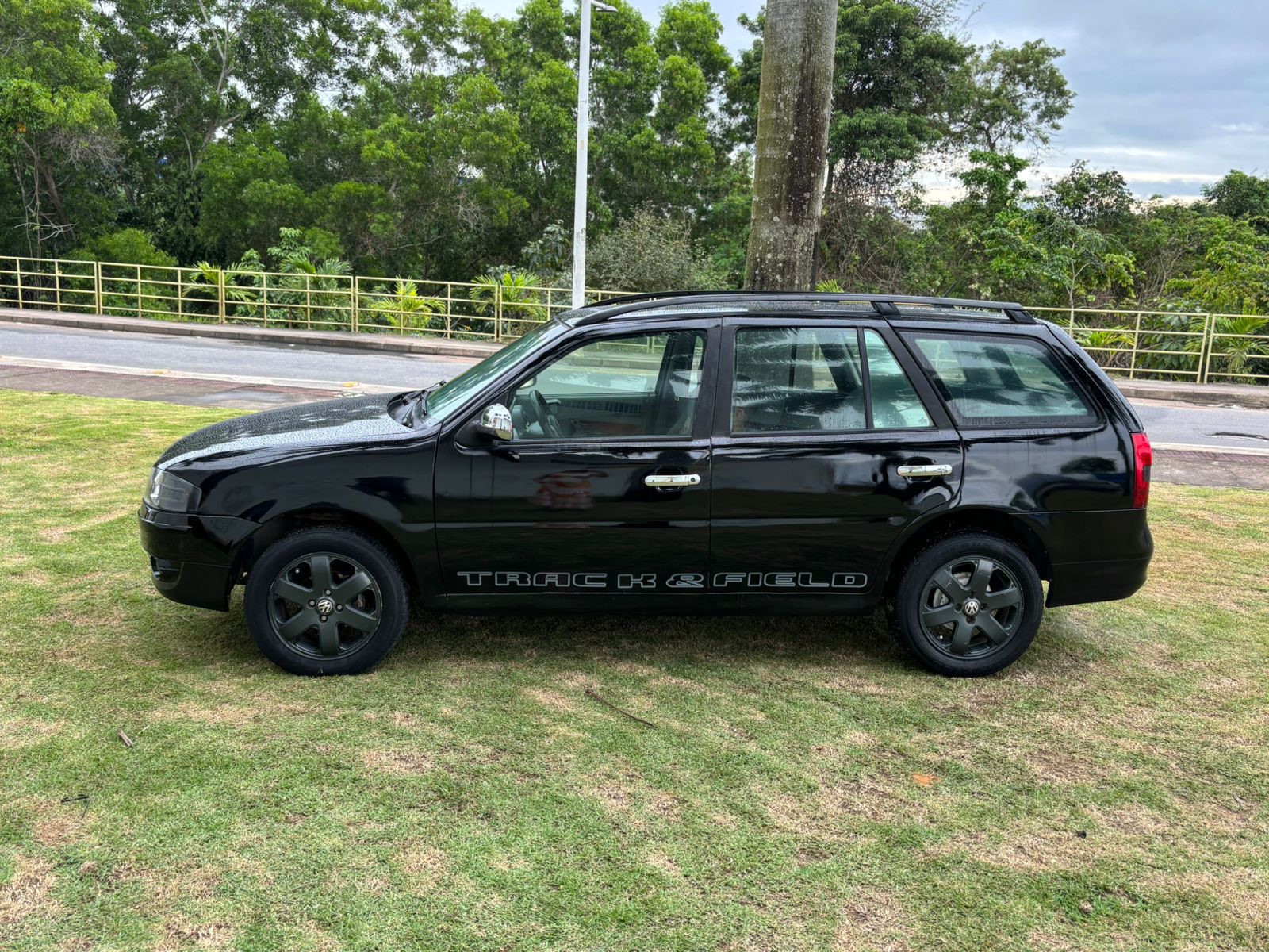 PARATI TRACK FIELD 1.6 AP - 2009