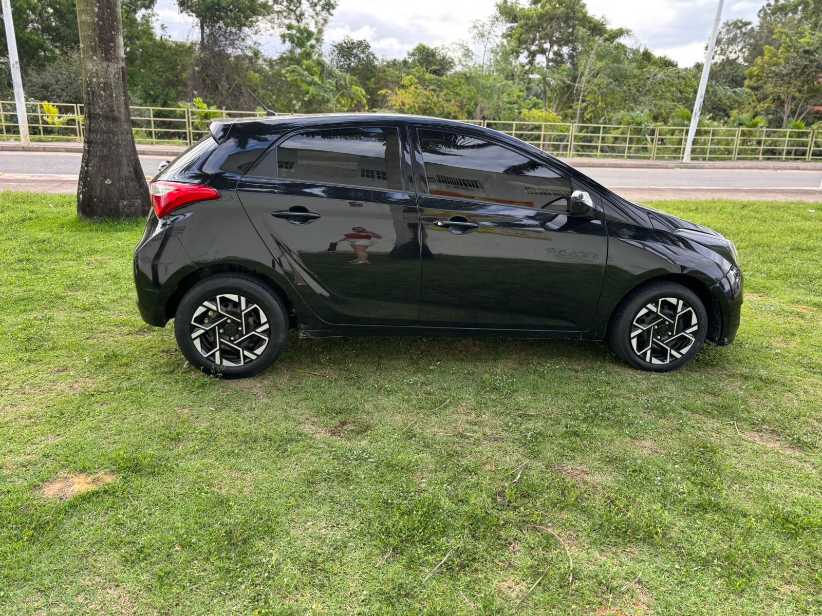 HYUNDAI HB20 1.0 - PRETO