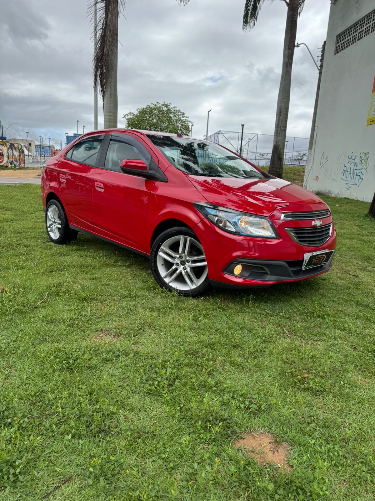 PRISMA LTZ 2013 - VERMELHO