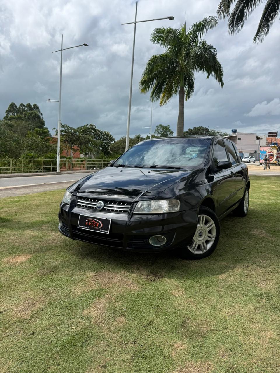 FIAT STILO - PRETO