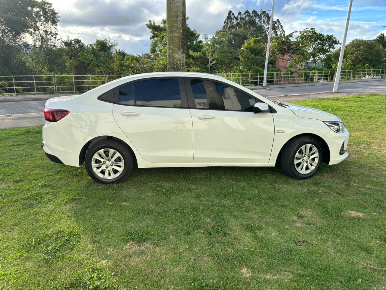 CHEVROLET ONIX HATCH LT 1.0 TURBO MT