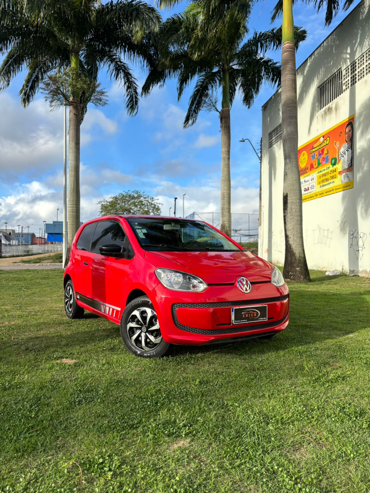 UP 2015 1.0 VERMELHO - 2 PORTAS