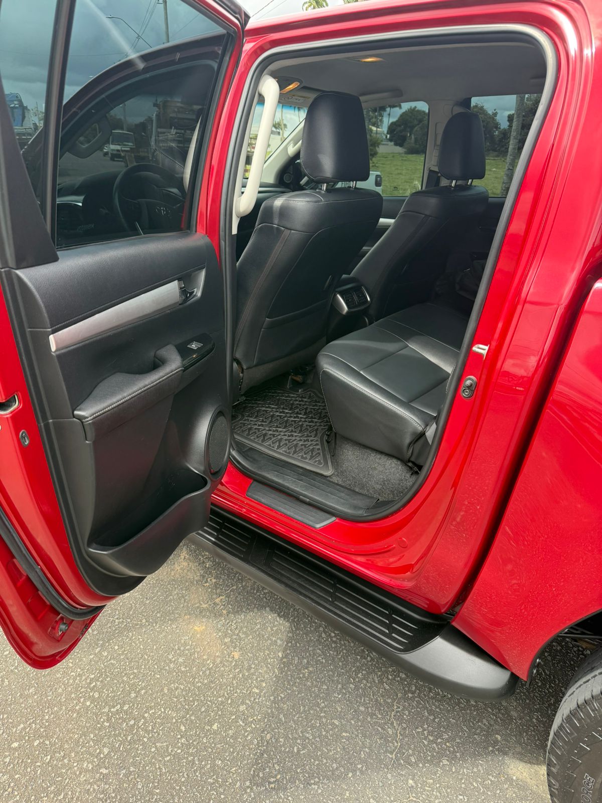 HILUX SRX 2016/2017 - VERMELHA