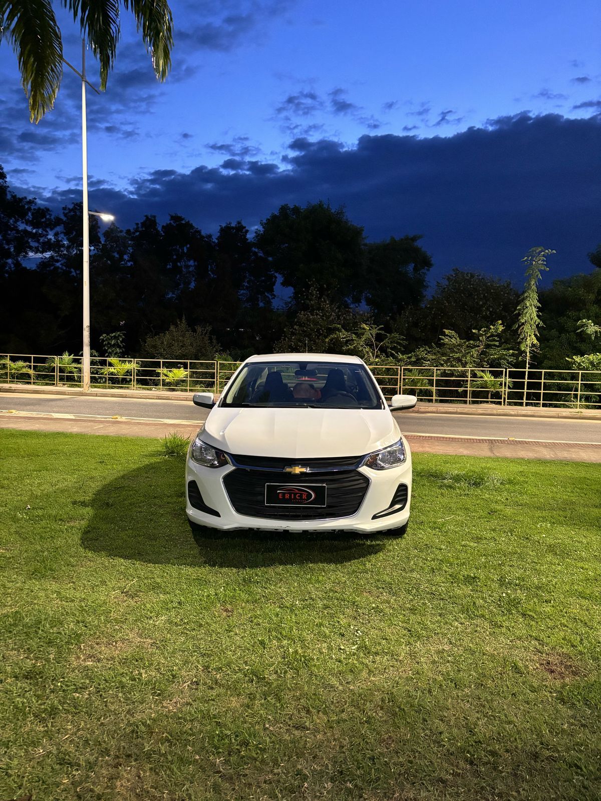 CHEVROLET ONIX PLUS LT 1.0 TURBO MT