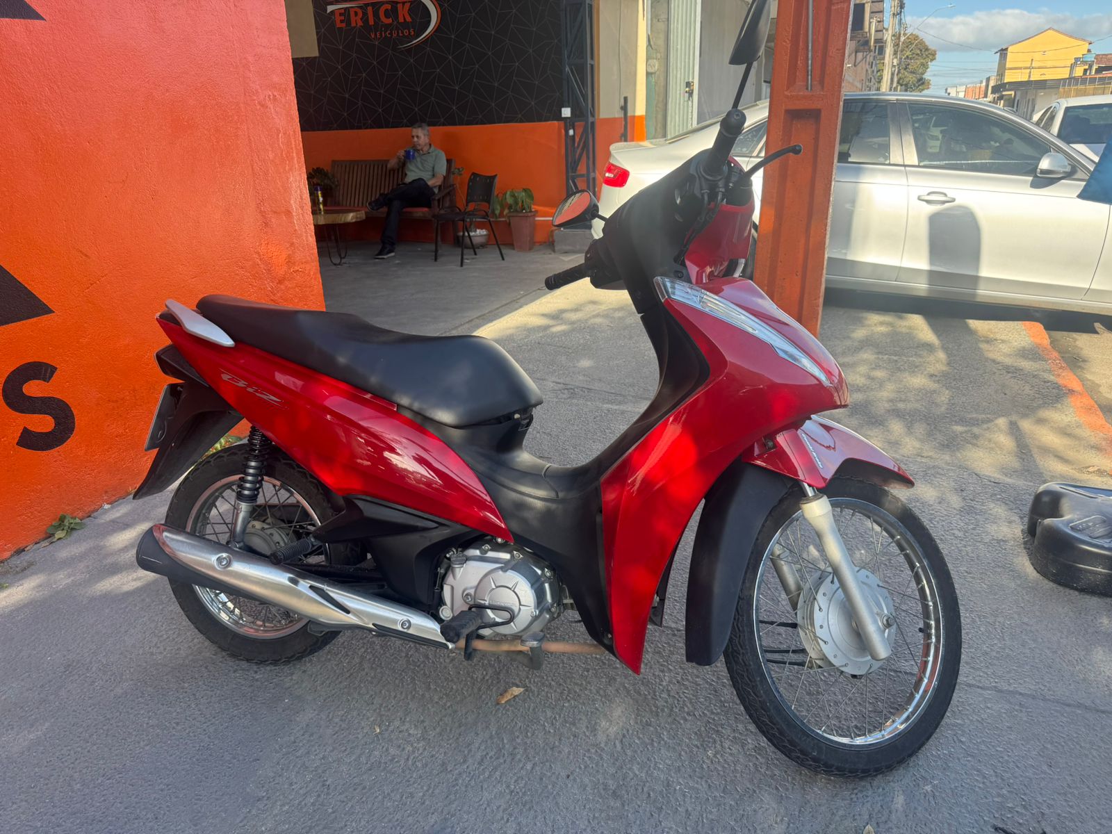 BIZ 110 2018 - VERMELHA