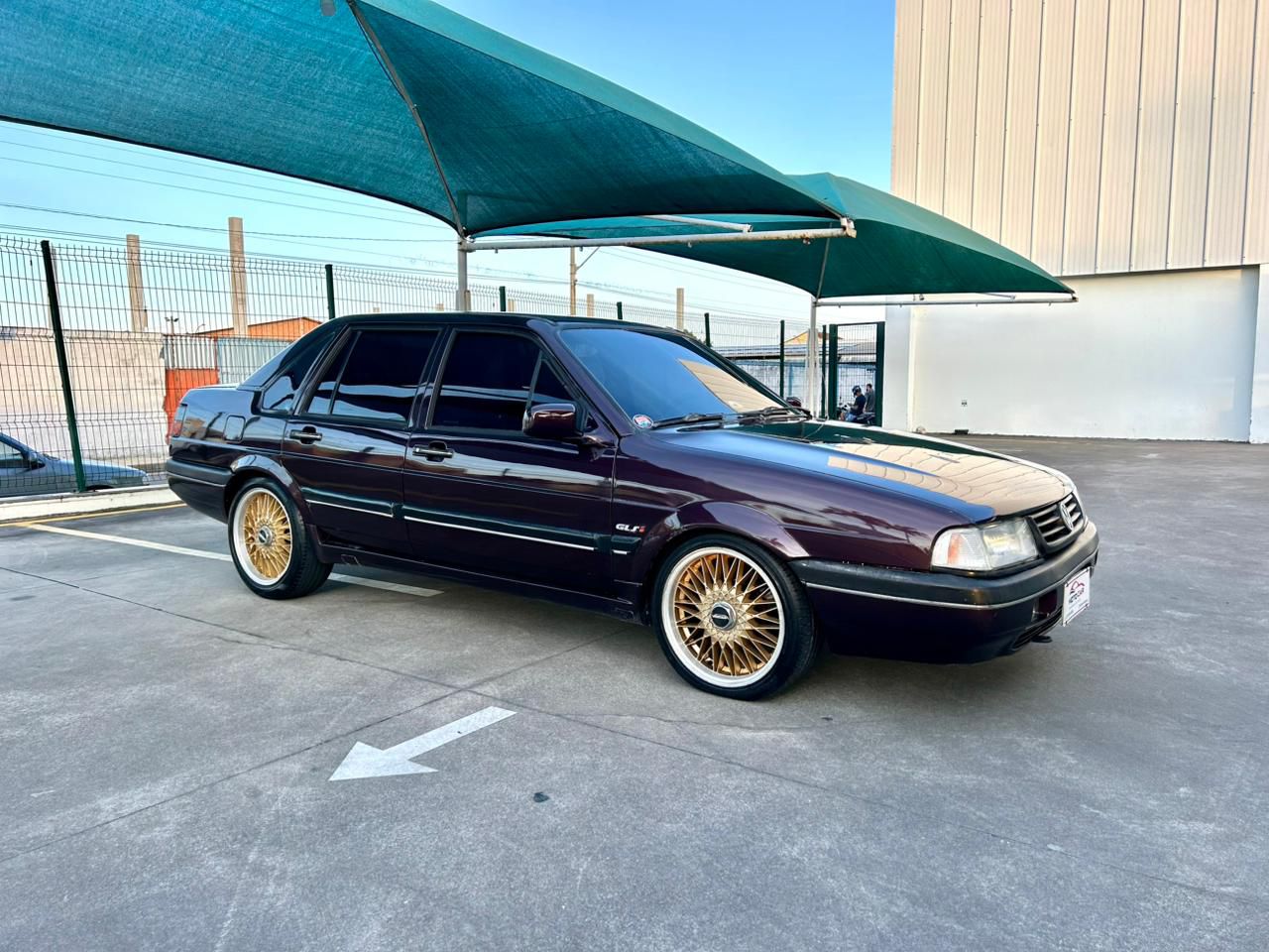 SANTANA GLSi 2.0 - VERMELHO