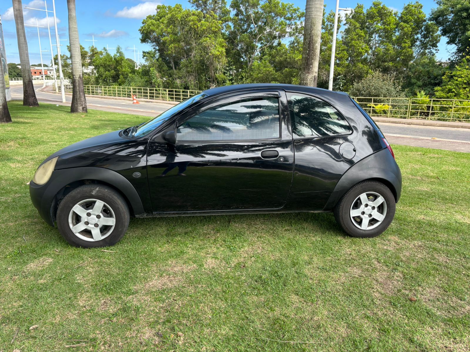 FORD KA SE