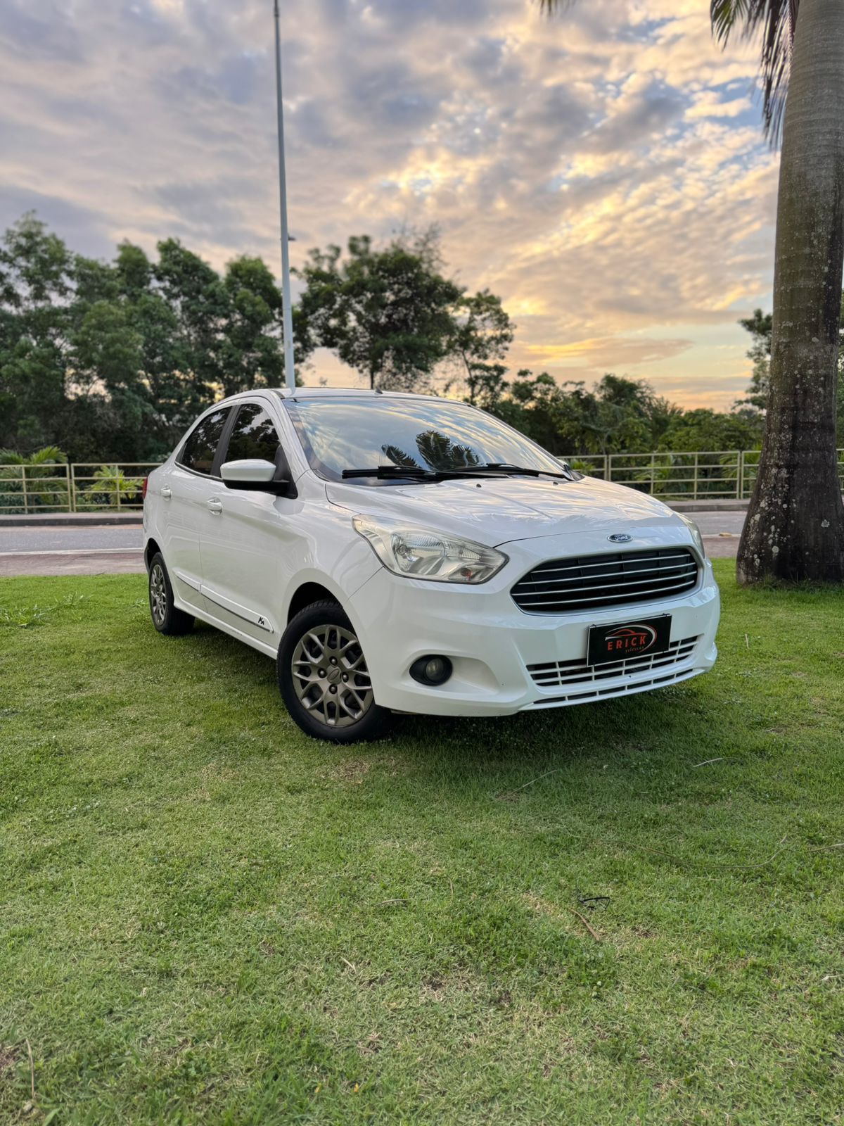 K-SEDAN 1.5 2015/2016 - BRANCO