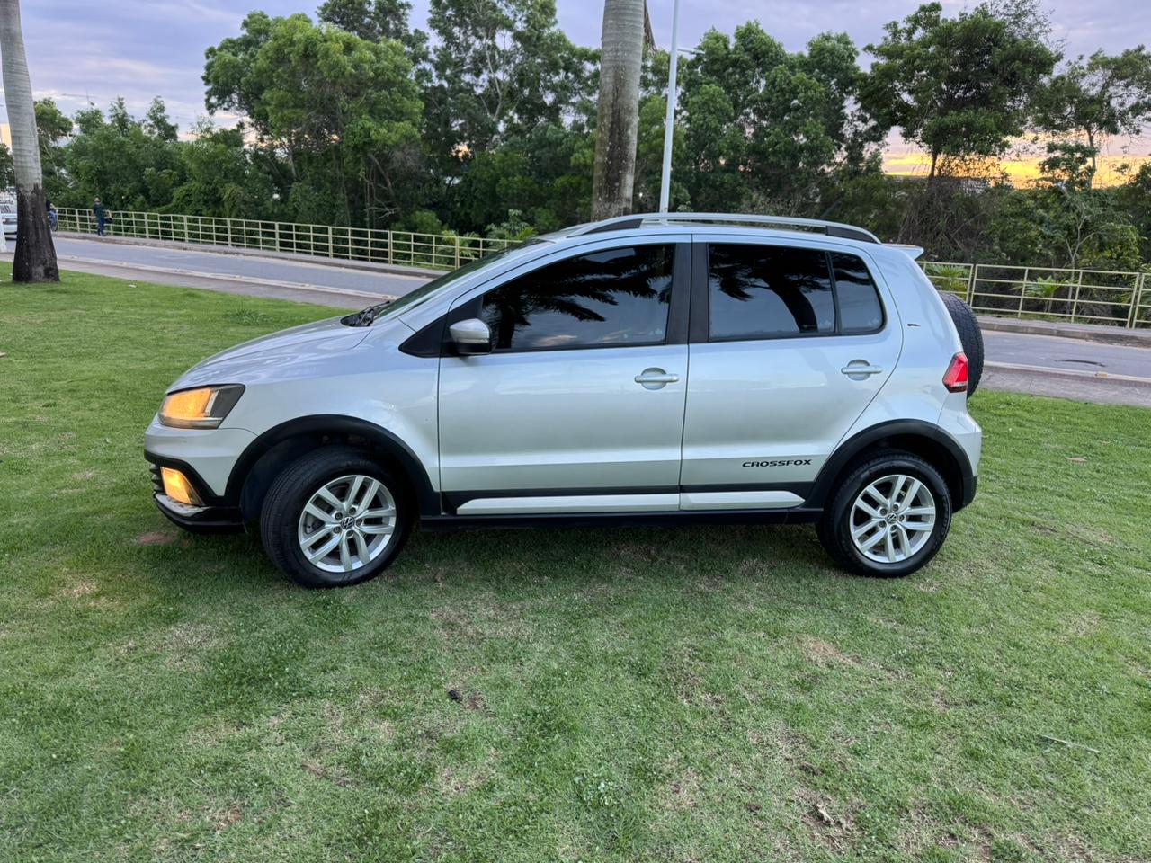 CROSSFOX 1.6 2015 - PRATA