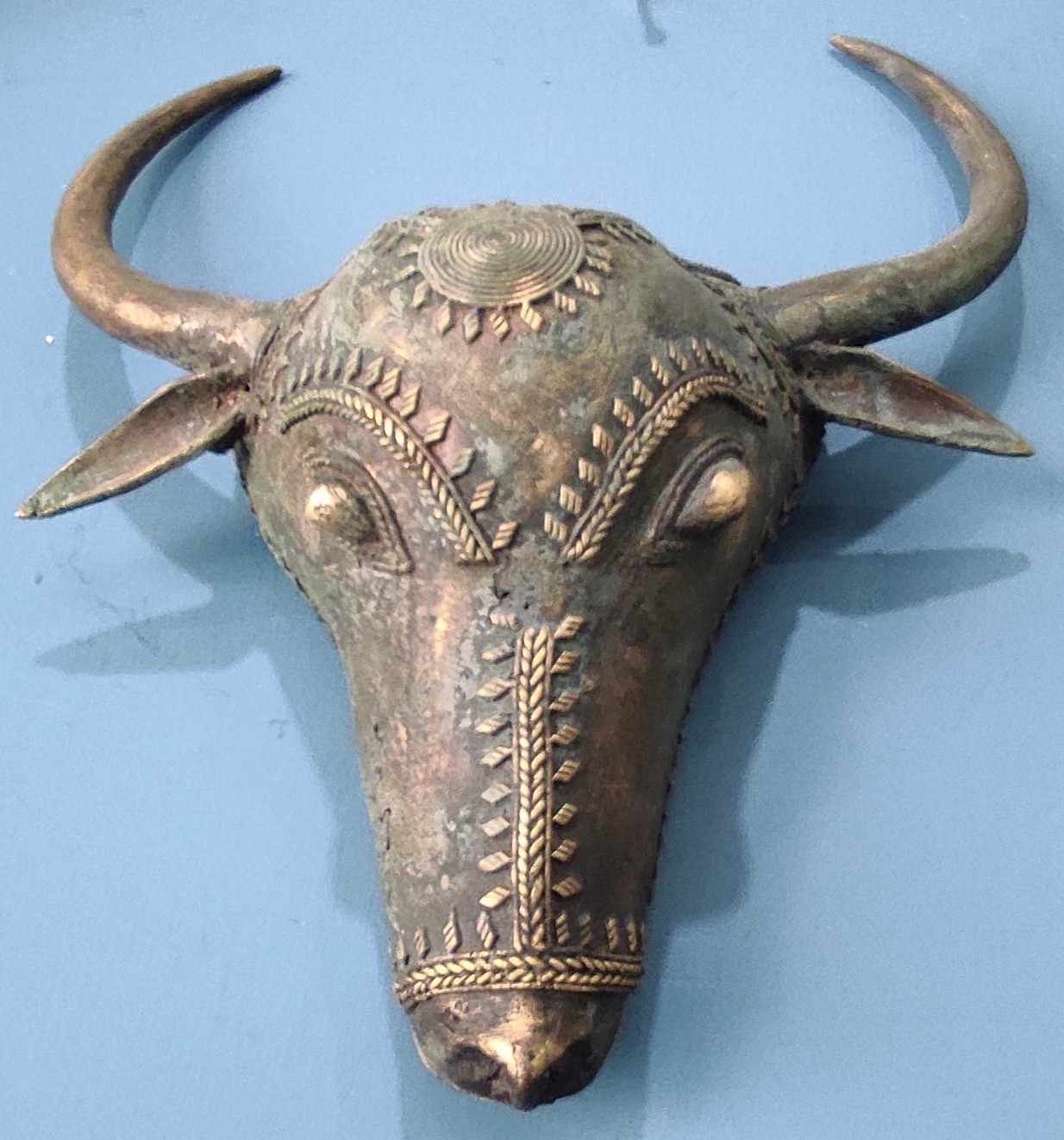 Handcrafted brass Bull Head Wall Art