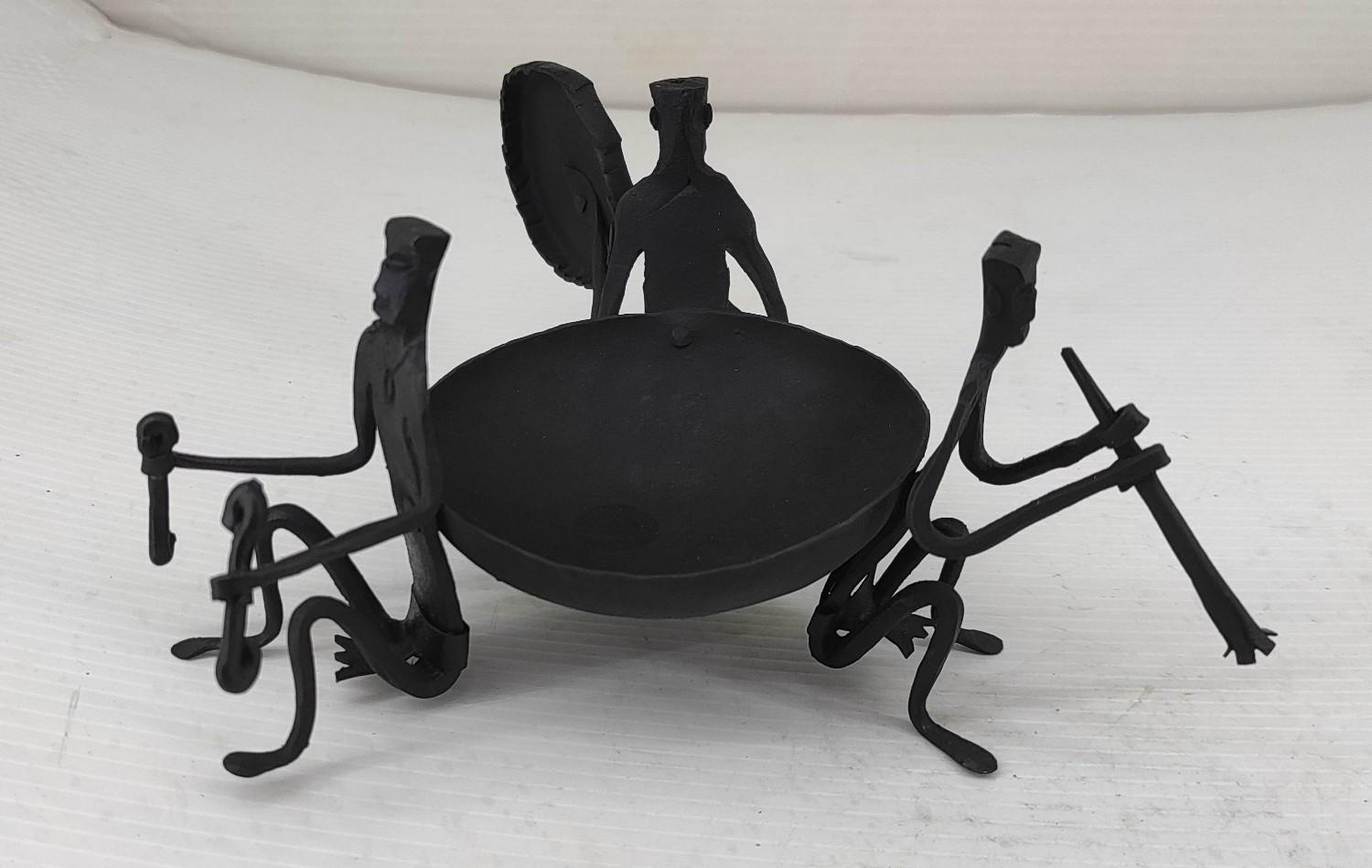 Iron Art Bowl with Musicians – Handcrafted Bastar Decor