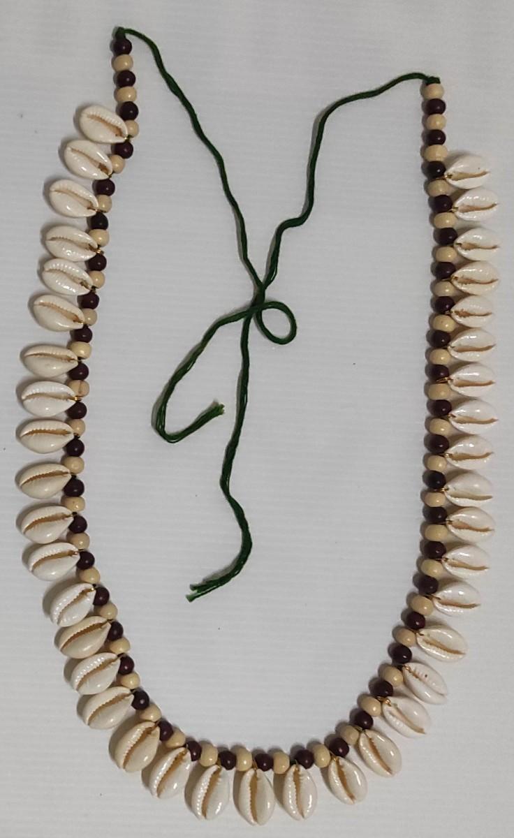 Handmade Shell Necklace – Tribal-Inspired Natural Shell Jewelry
