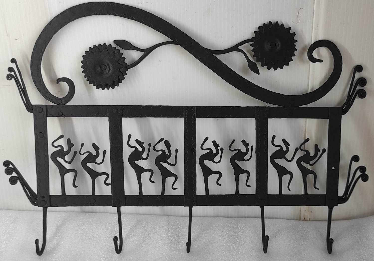 Rustic Wall Key Hanger – Eco-Friendly Decor Piece