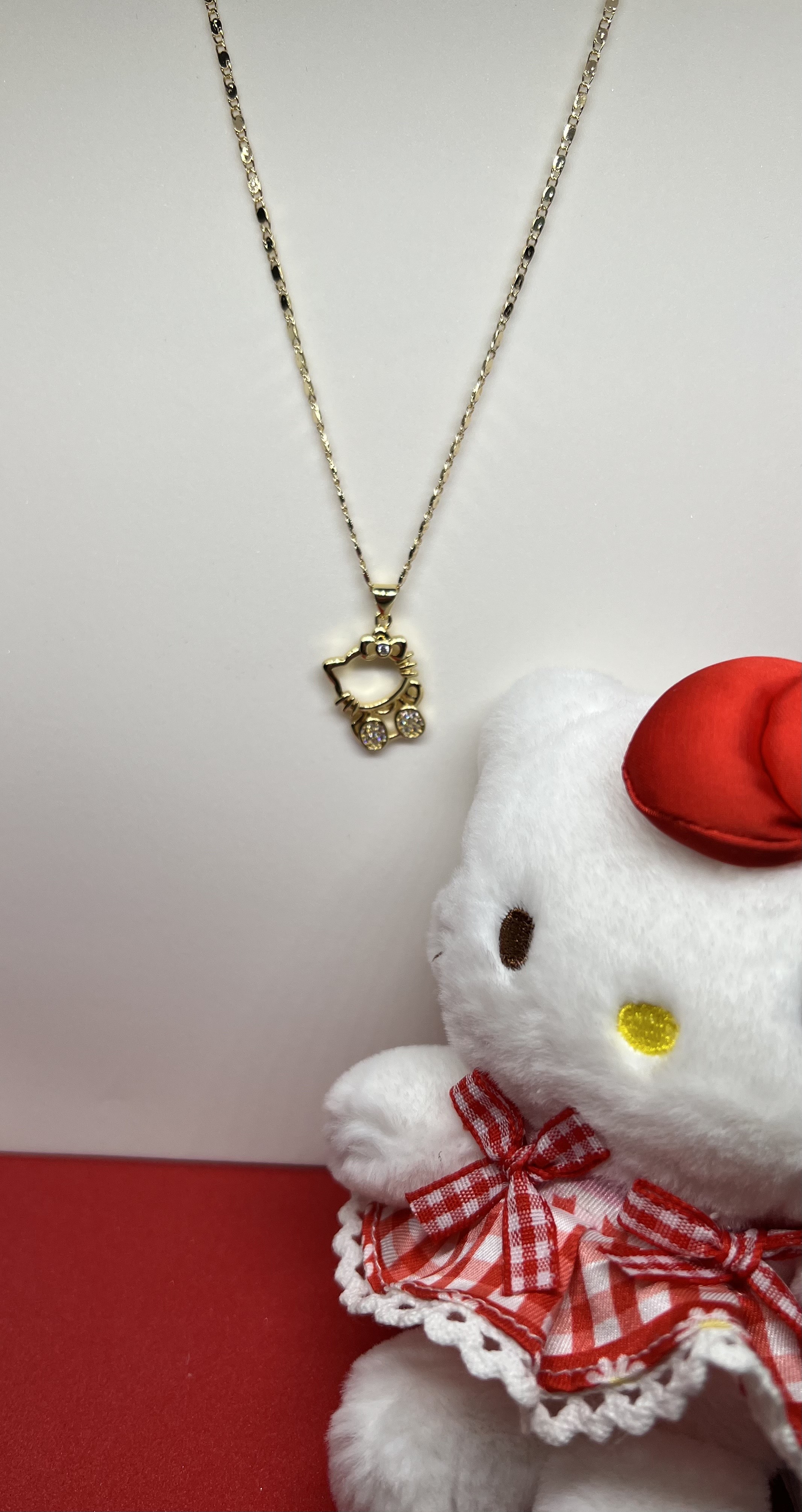 Light Pink Crystal Beads and HK Pendant Jewelry Set