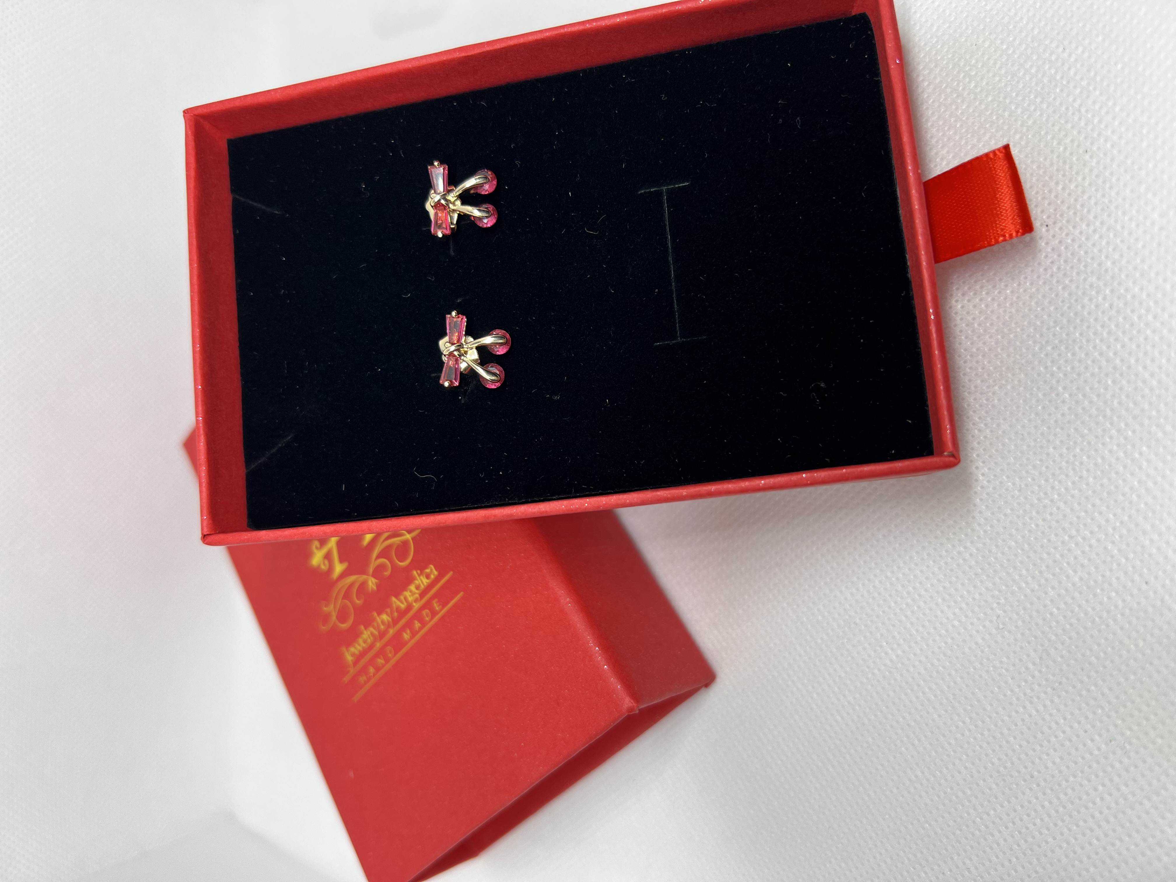 Elegant Red and Champagne Jewelry Set with Cherries pendant