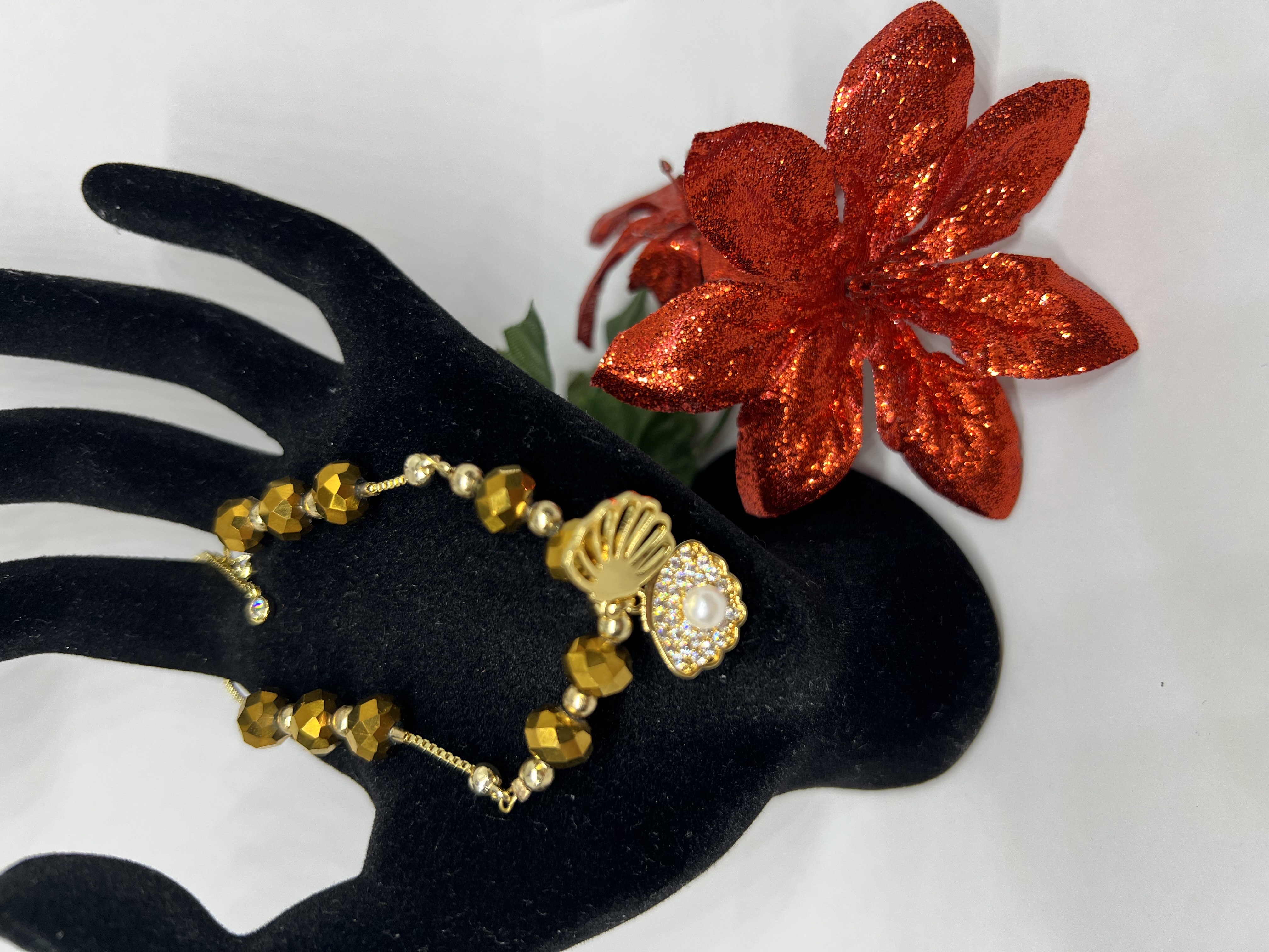 Golden Crystal Beads with Seashell Pendant Jewelry Set