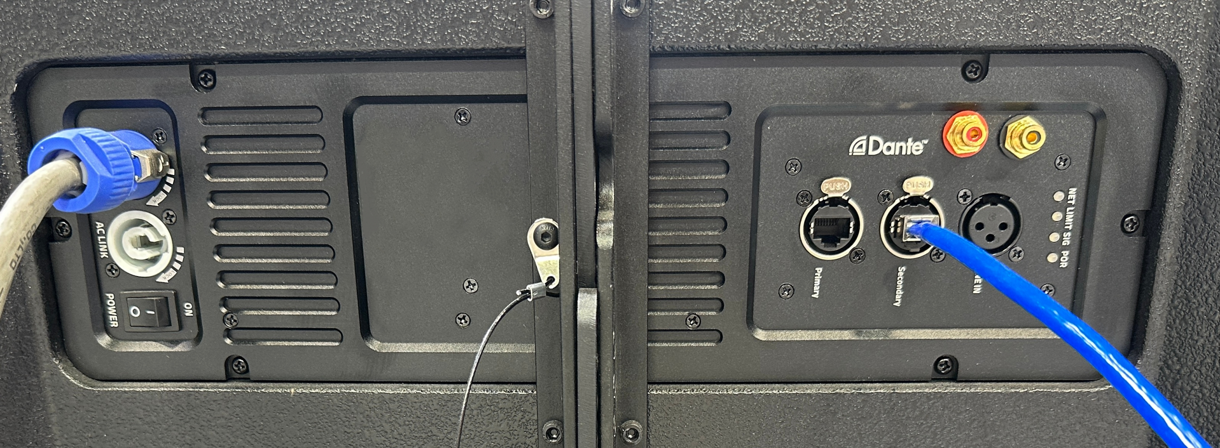 LAS206A Active (Dante) Line Array Speaker