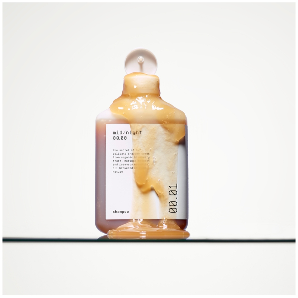 Stiprinantis ir apimties suteikiantis šampūnas 300 ml.