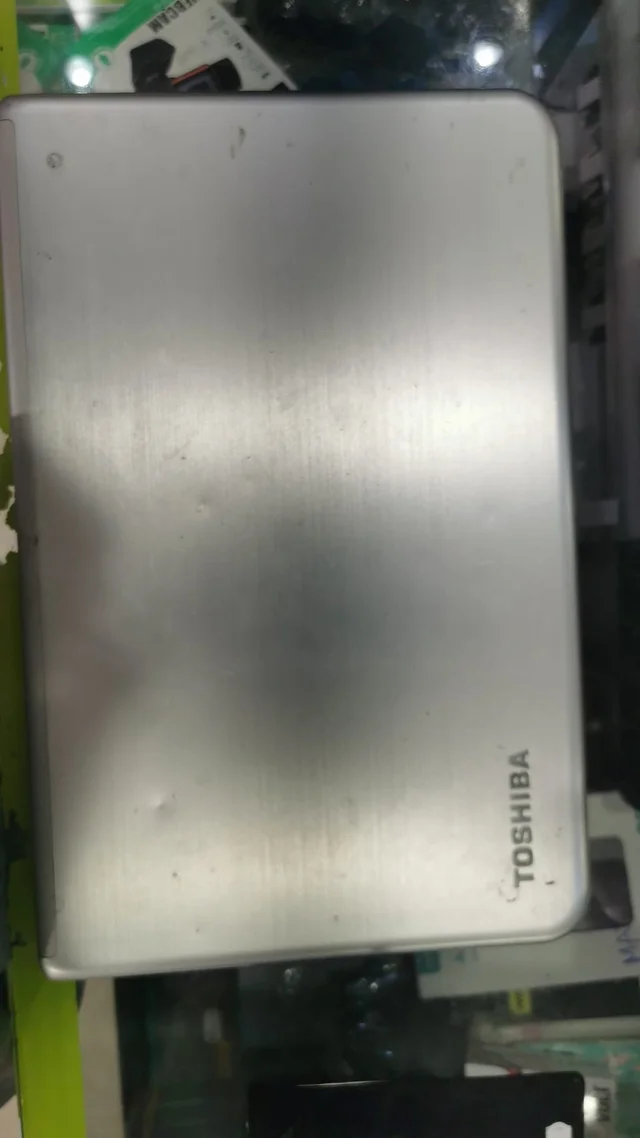 Portátil Toshiba P50-B-113 i7/8Gb ddr3/1Tb averiado