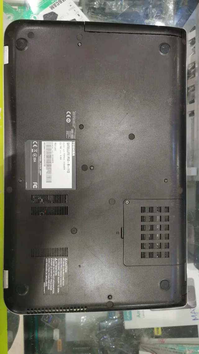 Portátil Toshiba P50-B-113 i7/8Gb ddr3/1Tb averiado